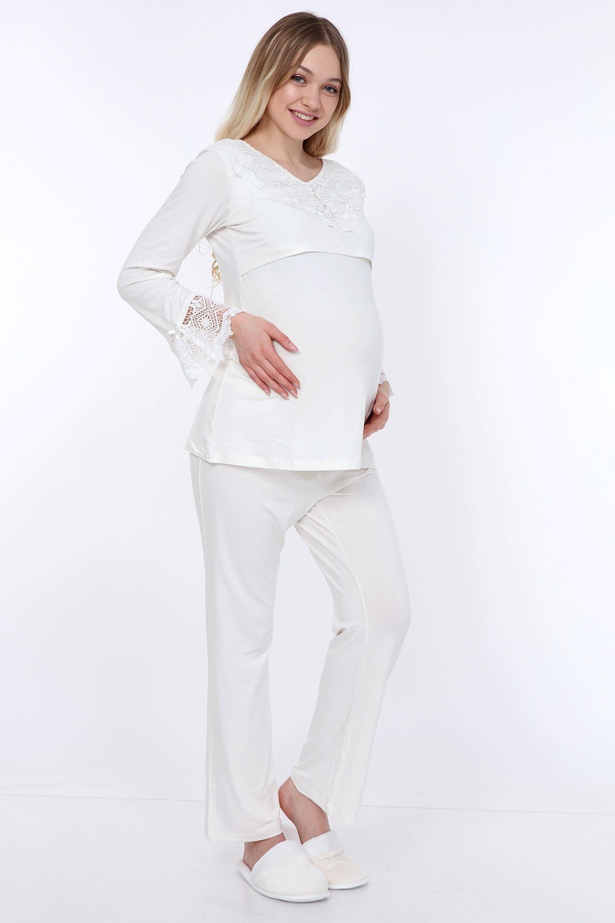 Luvmabelly MYRA9510 - Dantelli Düğmeli Flaplı Hamile Pijama Takımı - Ekru