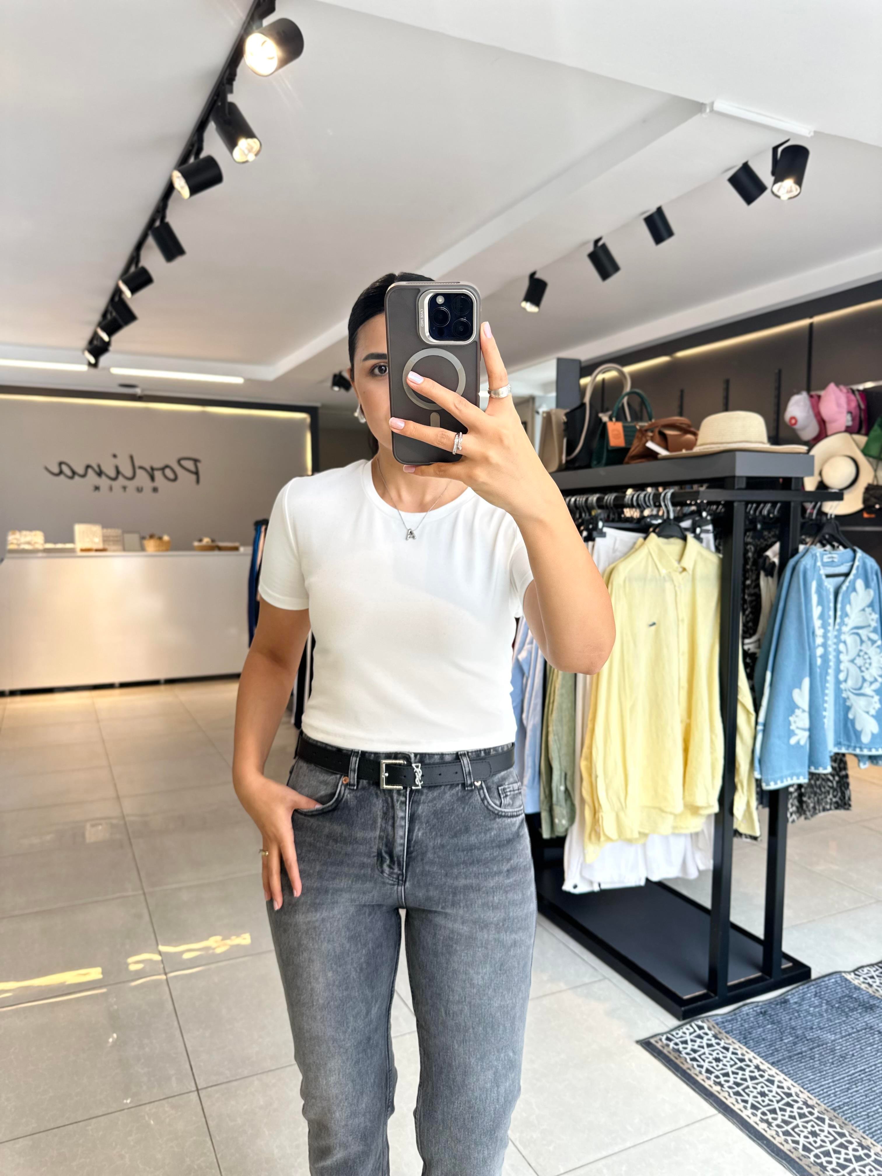 Beyaz Dilvin Crop Tshirt