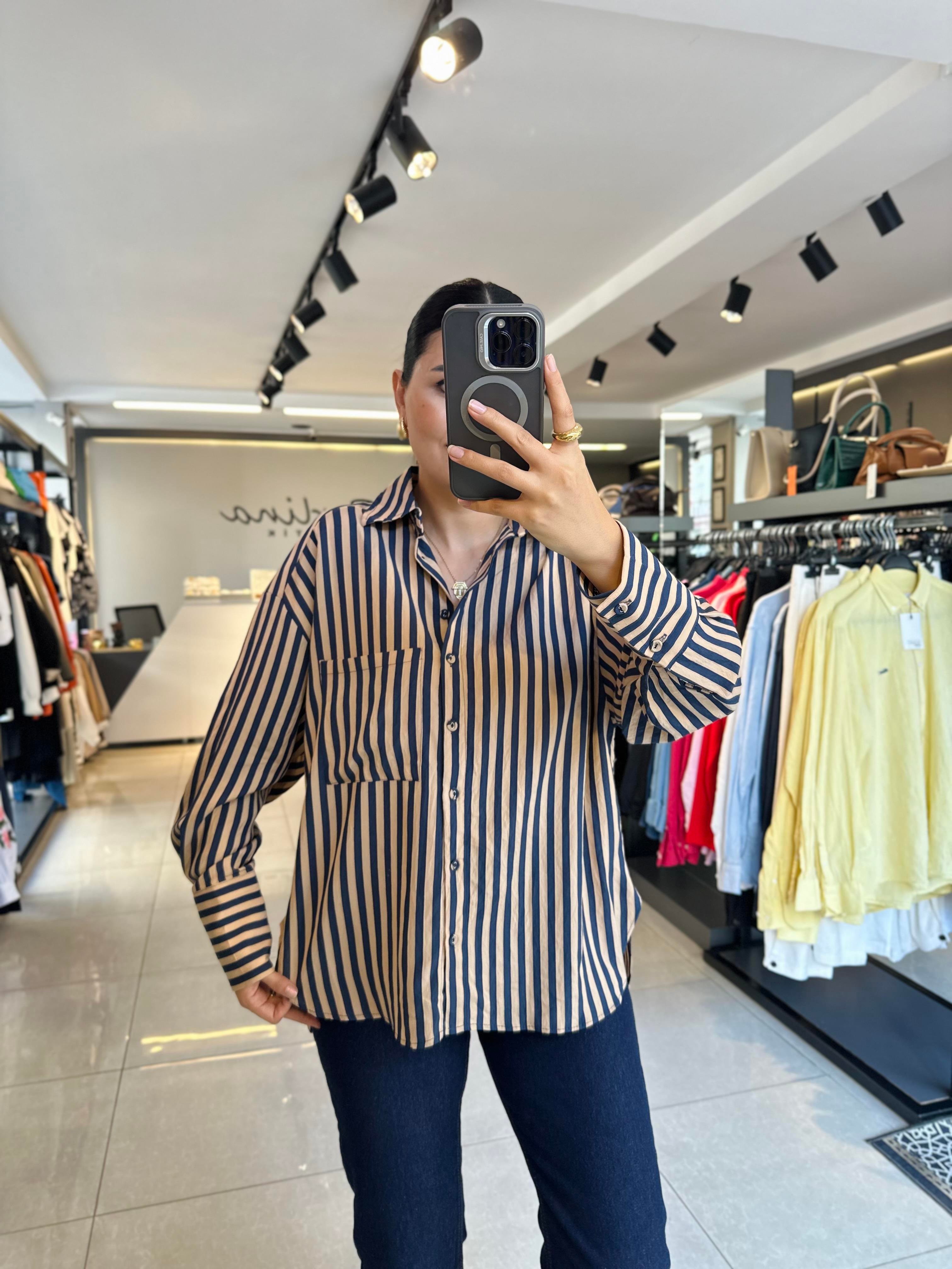 Lacivert Krem Çizgili Oversize Gömlek