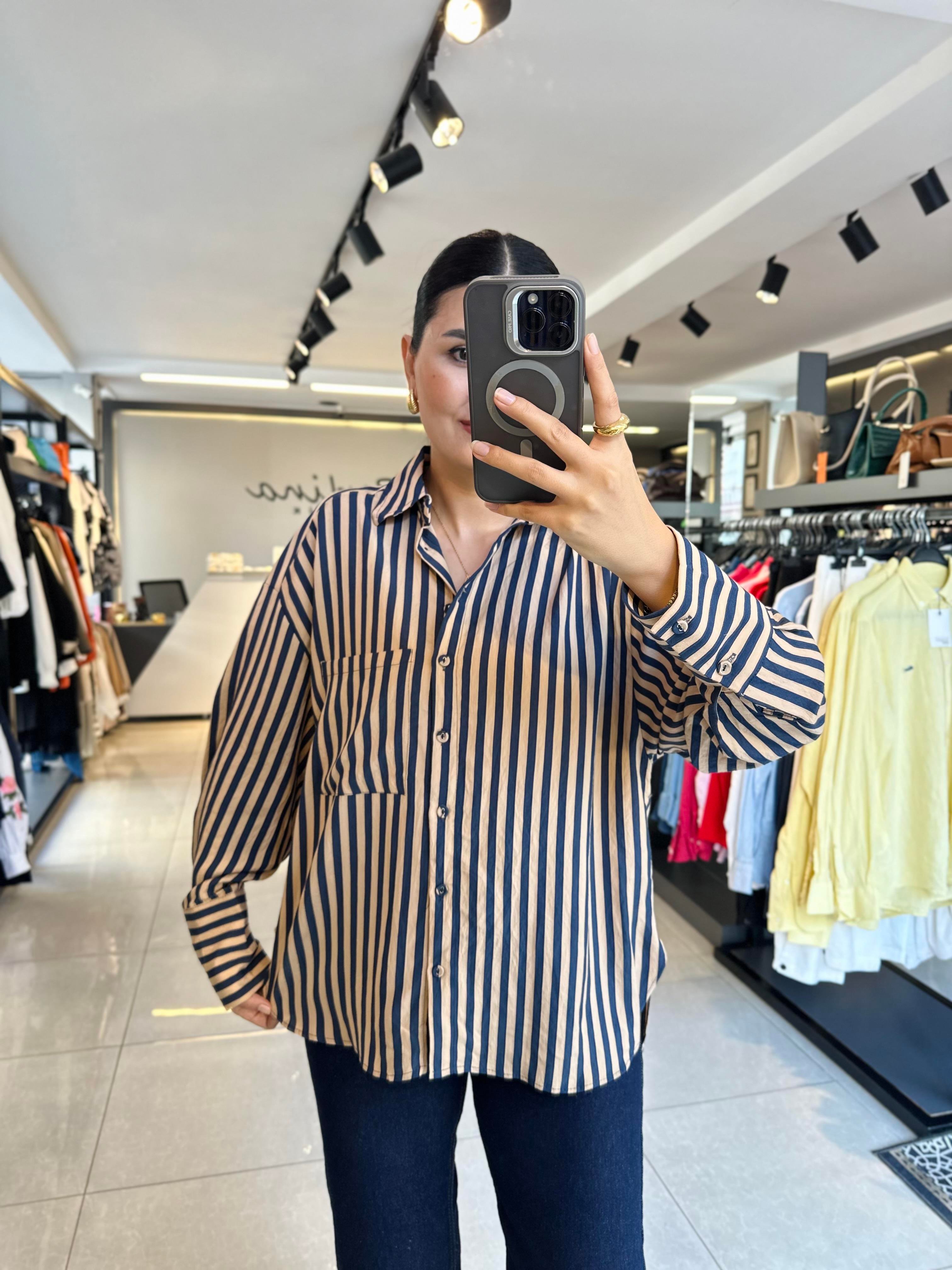 Lacivert Krem Çizgili Oversize Gömlek