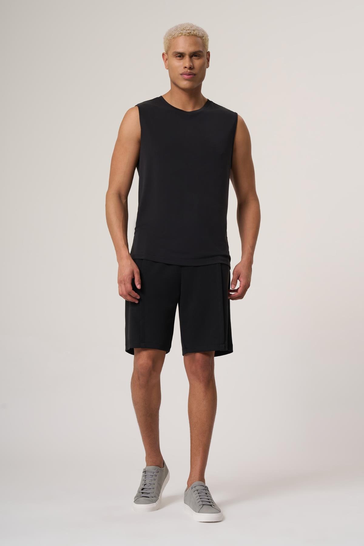 WELLWE-CASUAL SİYAH KOLSUZ MODAL İÇERİKLİ SÜPREM RELAXED FIT BASİC TİŞÖRT-T-Shirt & Atlet