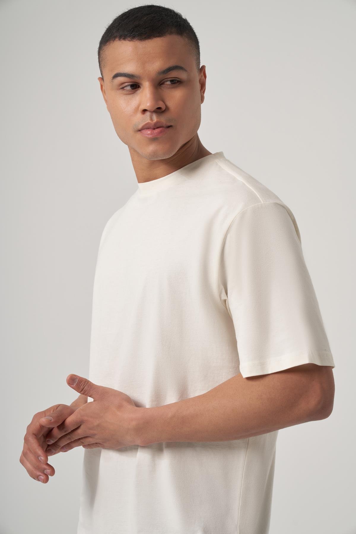 WELLWE-ISAWALD ekru oversize basic tişört-T-Shirt & Atlet