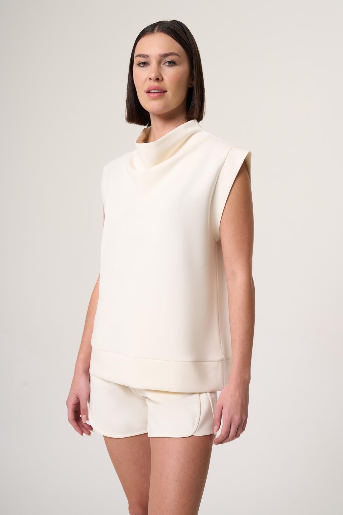 WELLWE-RIBY EKRU MODAL İÇERİKLİ DÖKÜMLÜ YAKA TİŞÖRT-T-Shirt & Atlet