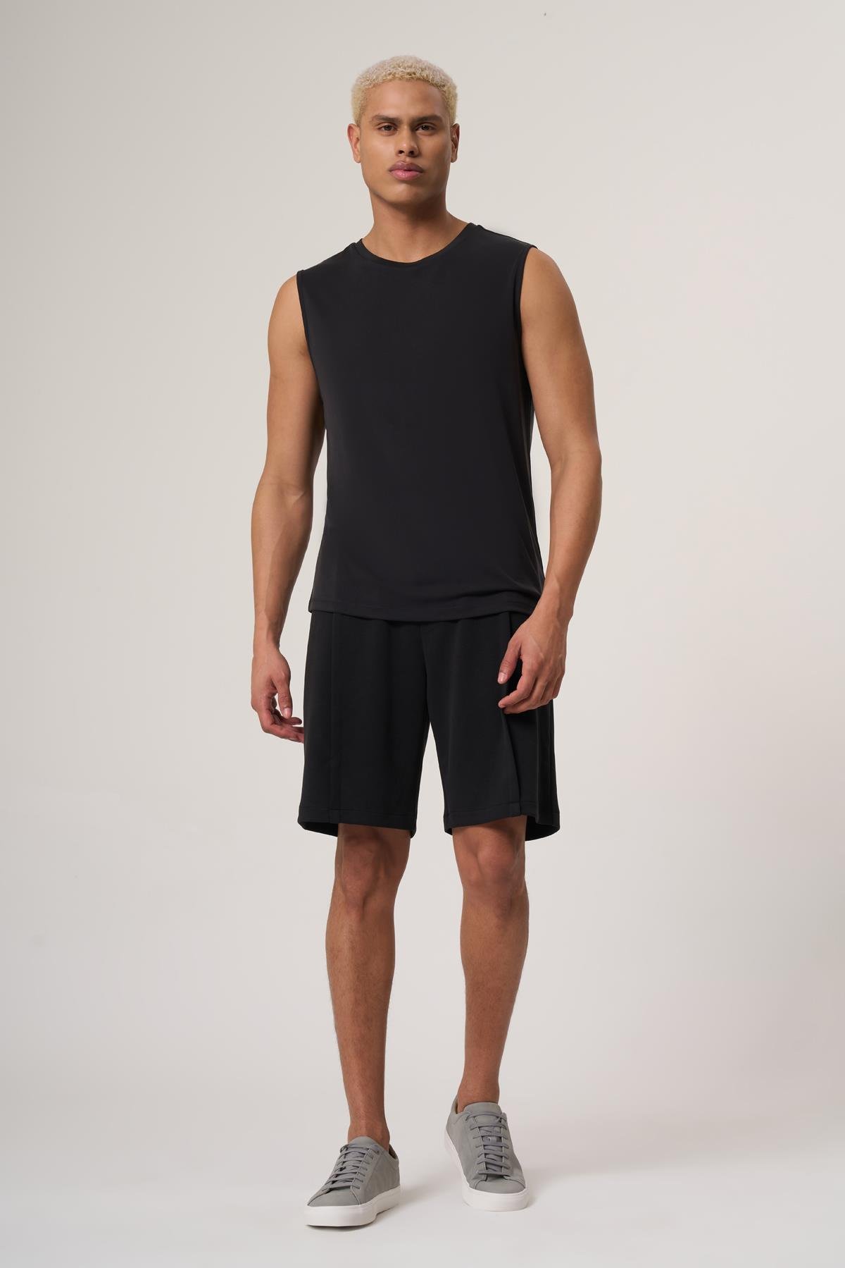 WELLWE-SEO SİYAH  MODAL İÇERİKLİ RELAXED FIT ŞORT-Şort