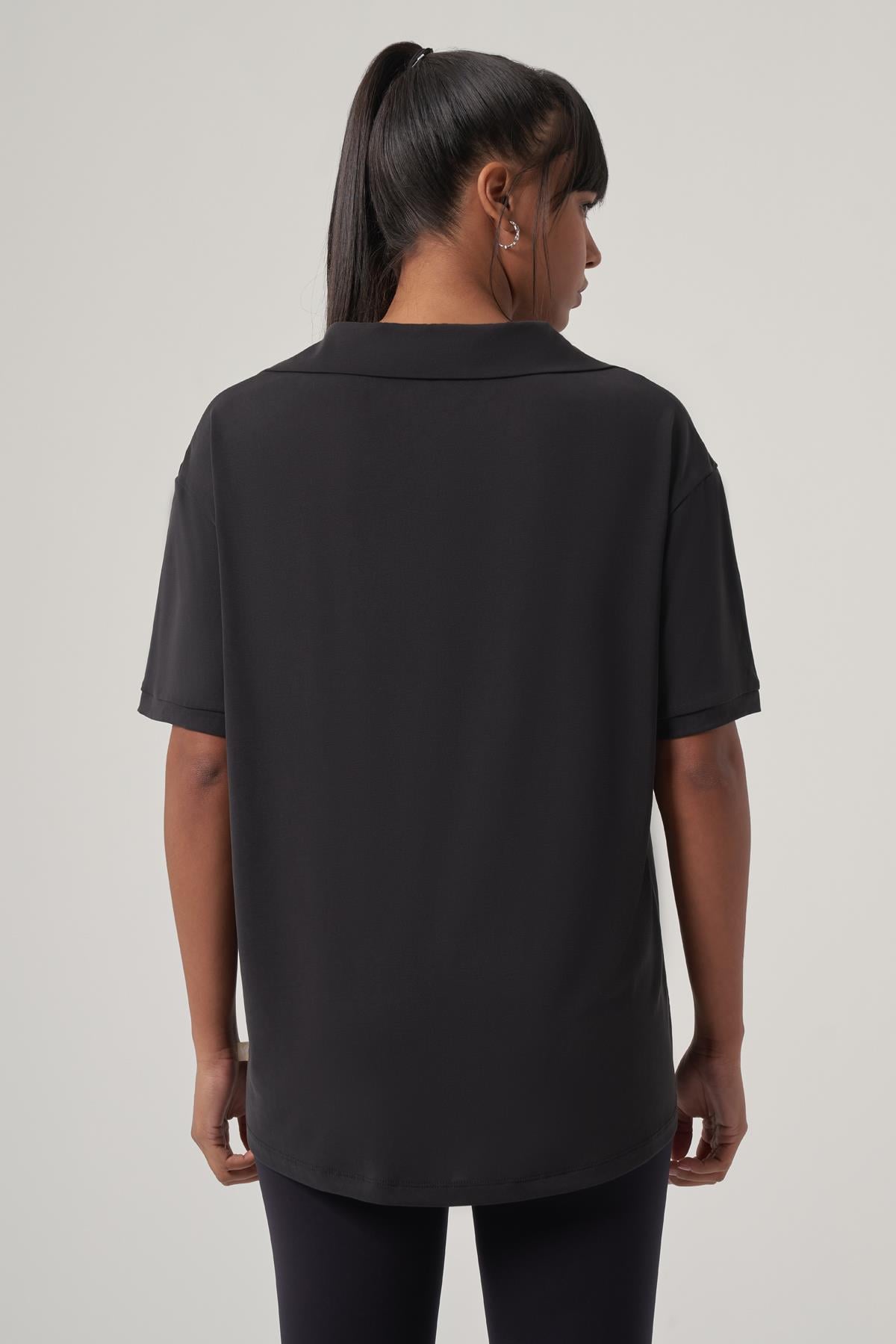 WELLWE-SIRENA siyah soft touch modal içerikli polo yaka oversize tişört-T-Shirt & Atlet