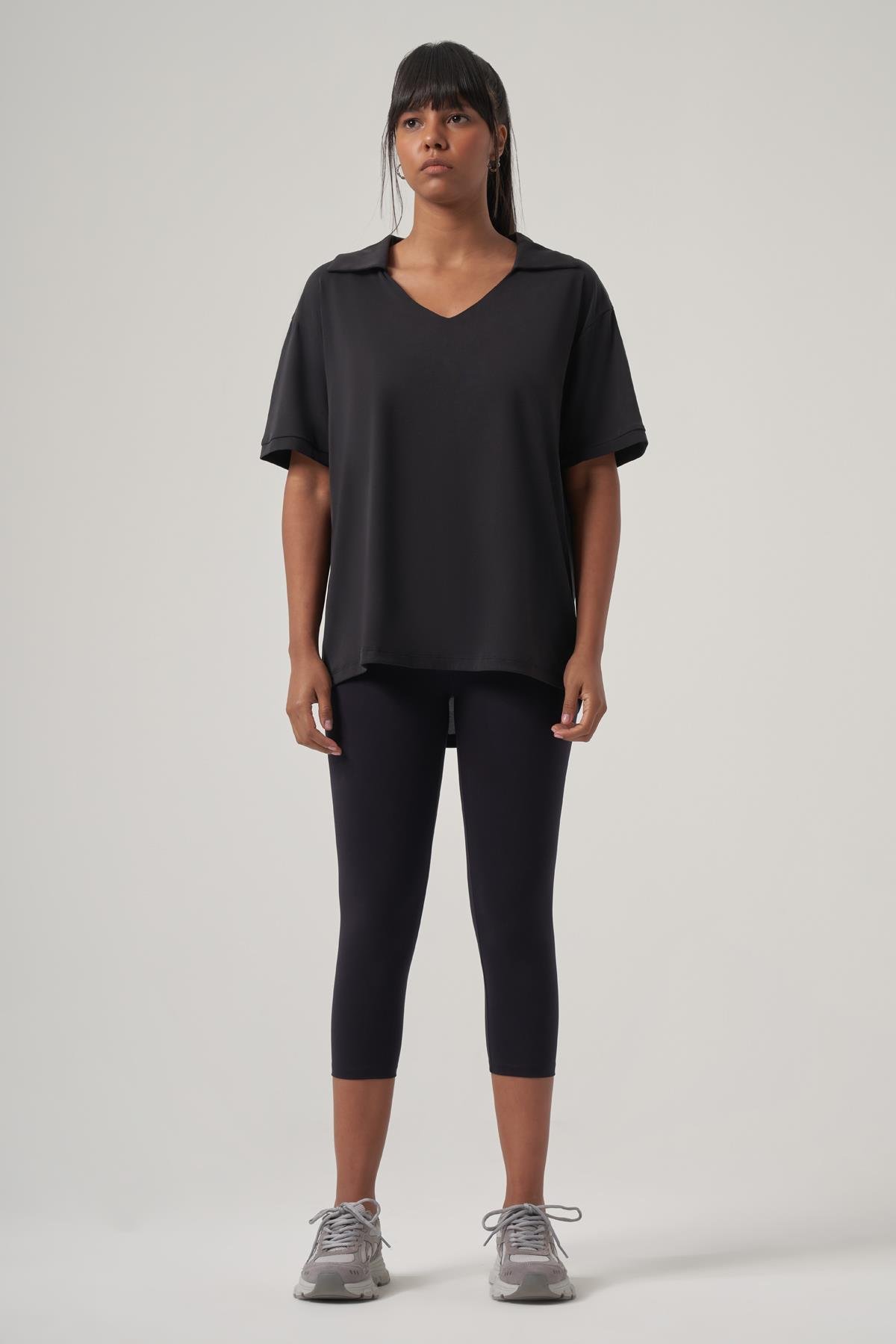 WELLWE-SIRENA siyah soft touch modal içerikli polo yaka oversize tişört-T-Shirt & Atlet