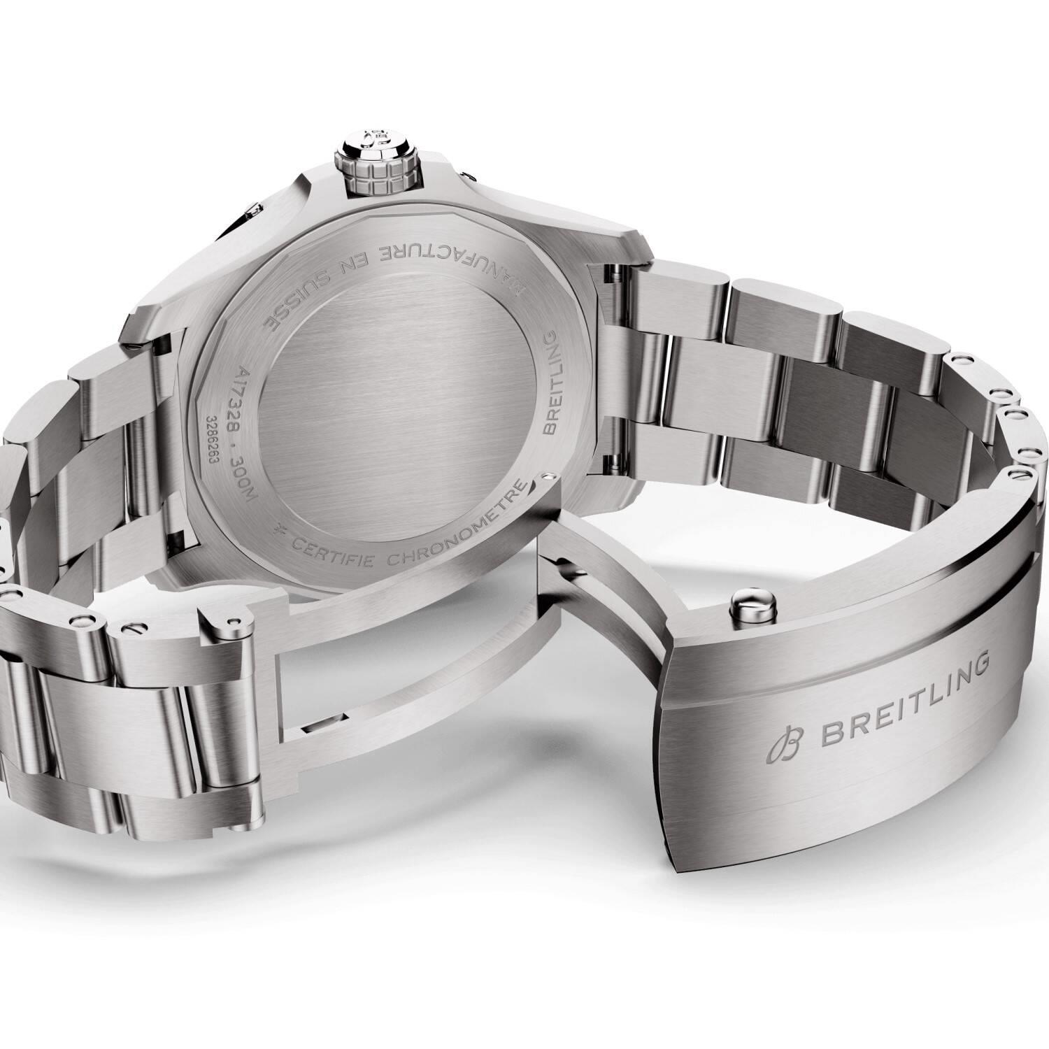 Breitling Avenger 42 Automatic A17328101L1A1 Erkek Kol Saati