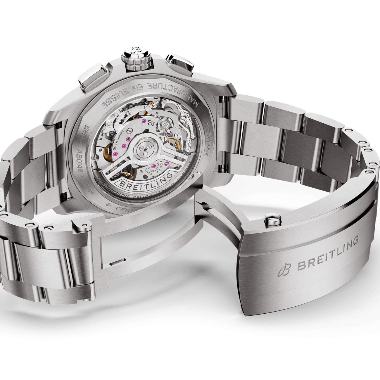 Breitling Avenger B01 Chronograph 42 AB0146101C1A1 Erkek Kol Saati