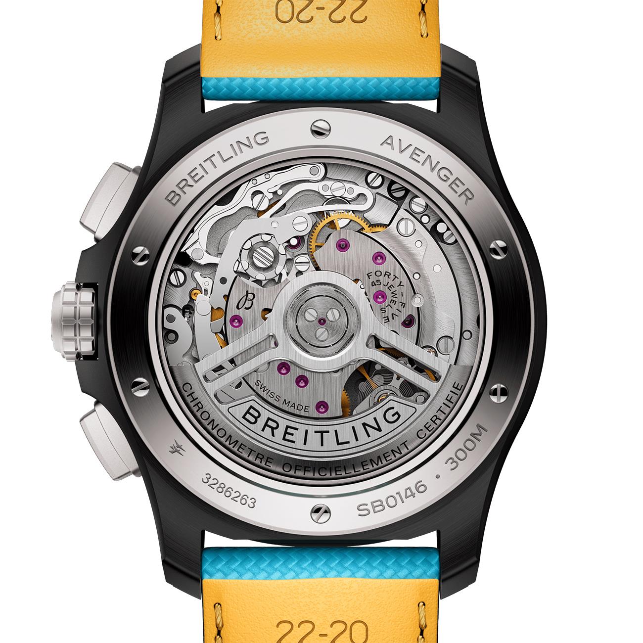 Breitling Avenger B01 Chronograph 42 Night Mission SB0146101L1X1 Erkek Kol Saati