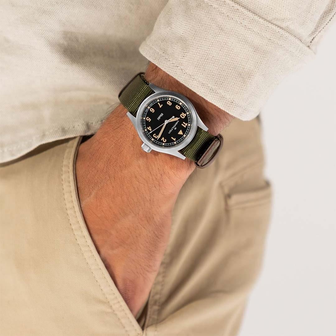 Hamilton Khaki Field Quartz H69401930 Erkek Kol Saati