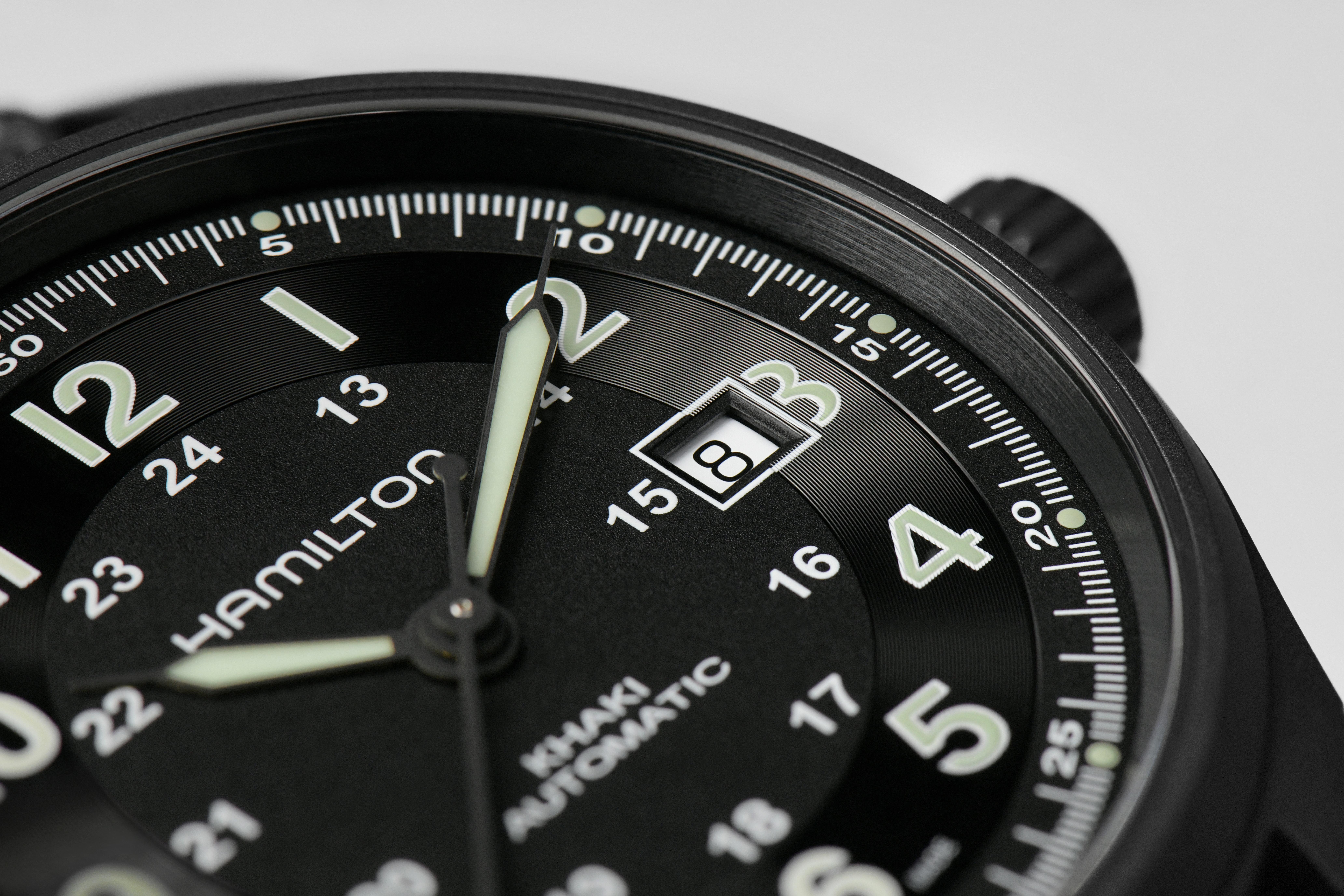 Hamilton Khaki Field Titanium Auto H70575733 Erkek Kol Saati