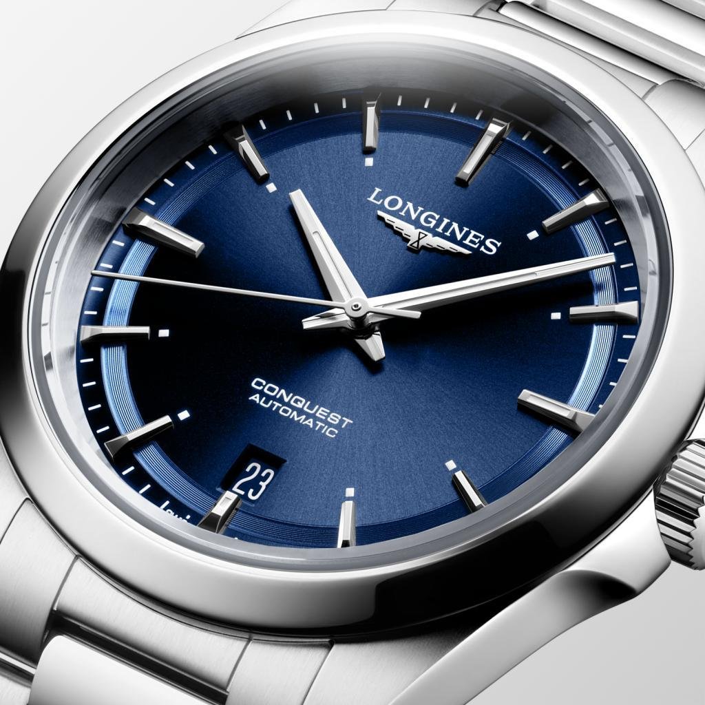 Longines Conquest 38 L37204926 Erkek Kol Saati L3.720.4.92.6