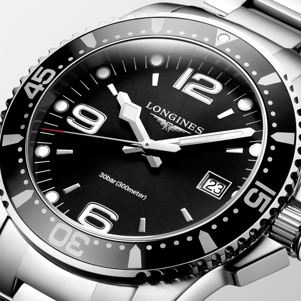 Longines Hydro Conquest L37404566 Erkek Kol Saati L3.740.4.56.6 