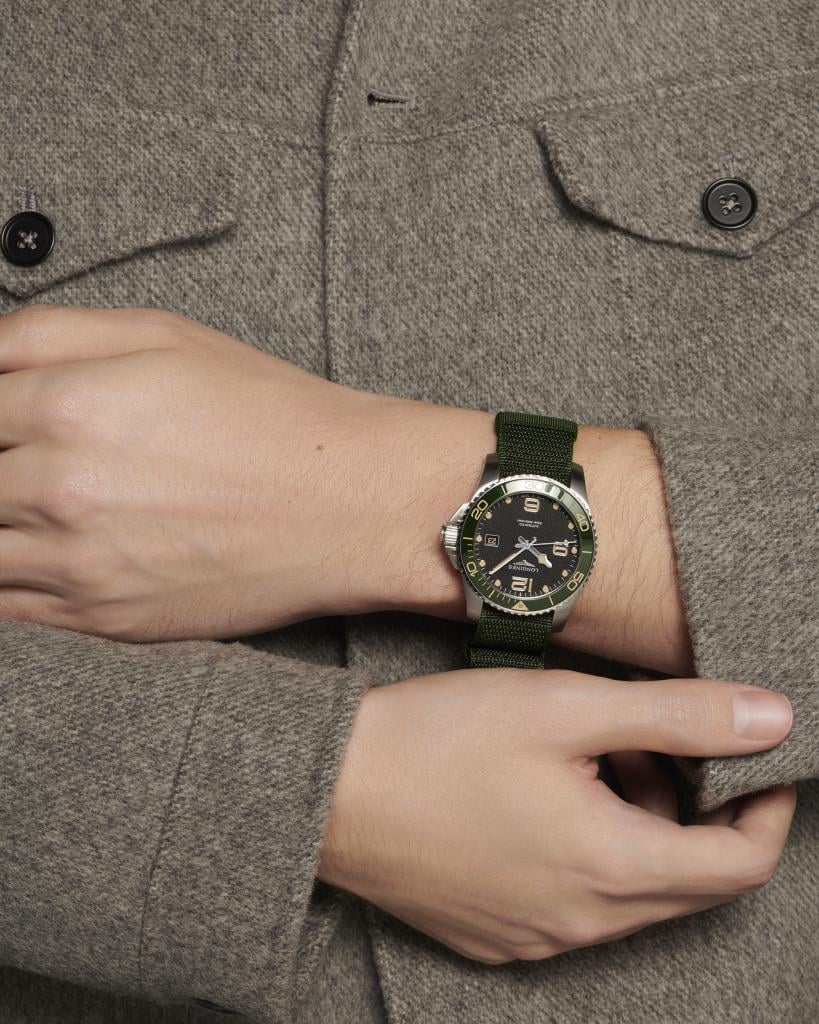 Longines Hydro Conquest L37814052 Erkek Kol Saati L3.781.4.05.2