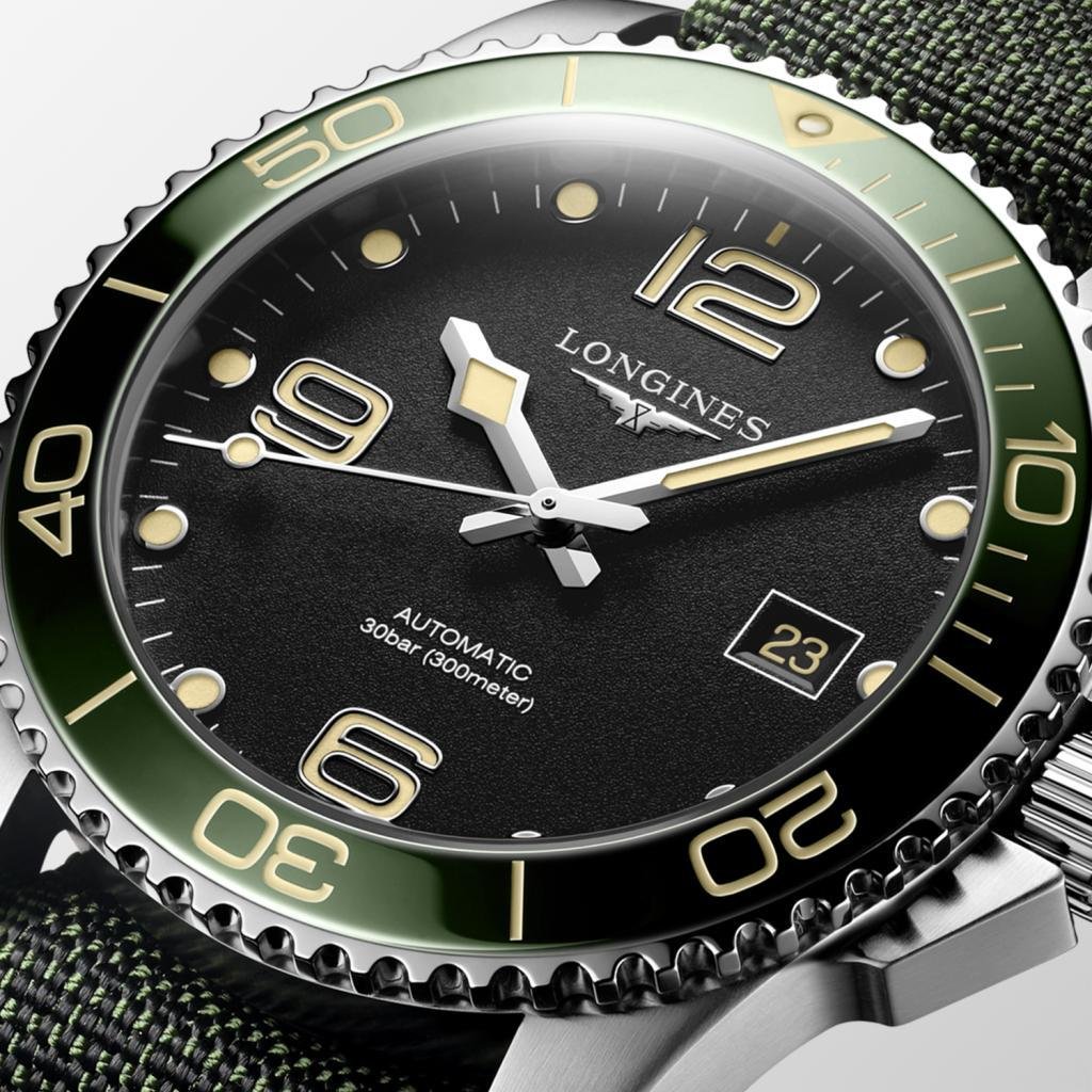 Longines Hydro Conquest L37814052 Erkek Kol Saati L3.781.4.05.2