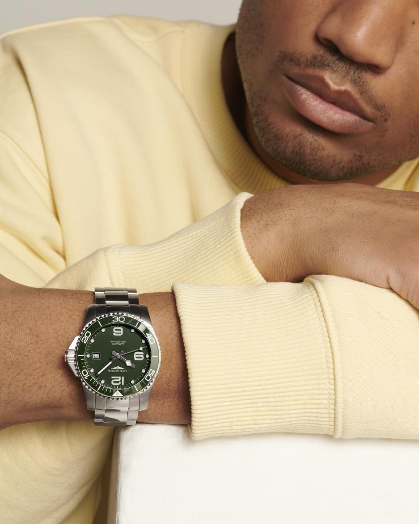 Longines Hydro Conquest L37814066 Erkek Kol Saati L3.781.4.06.6