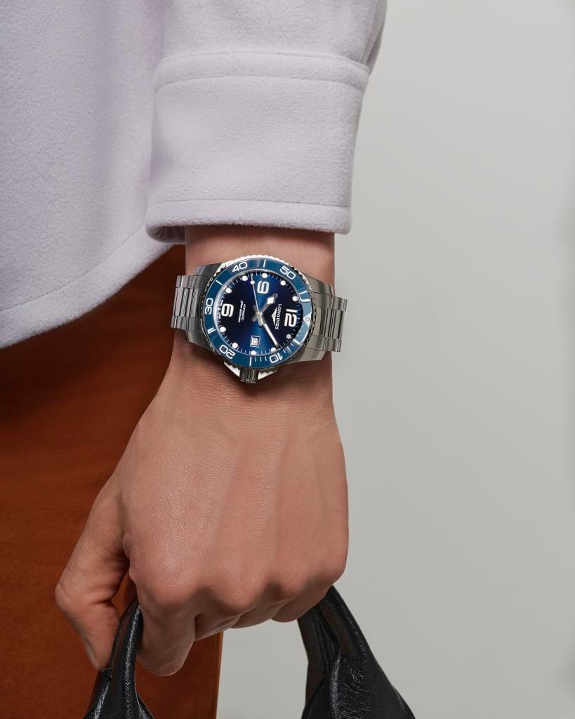 Longines Hydro Conquest L37824966 Erkek Kol Saati L3.782.4.96.6