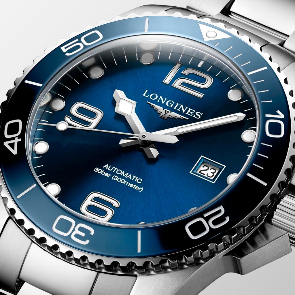 Longines Hydro Conquest L37824966 Erkek Kol Saati L3.782.4.96.6