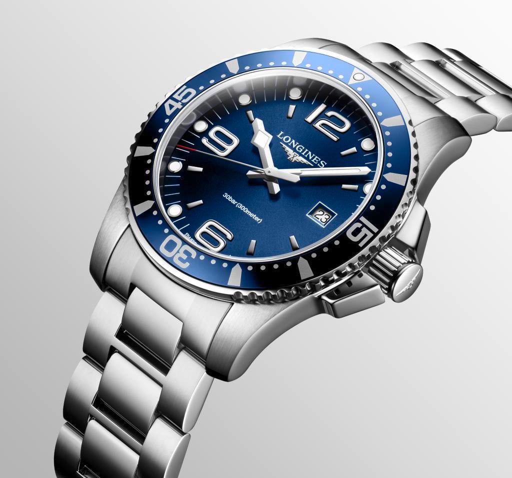 Longines Hydro Conquest L38404966 Erkek Kol Saati L3.840.4.96.6