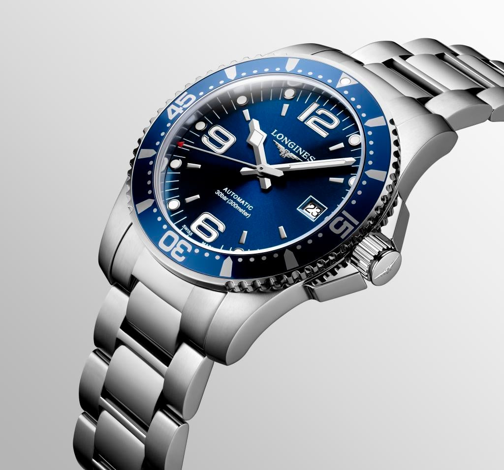 Longines Hydro Conquest L38414966 Erkek Kol Saati L3.841.4.96.6