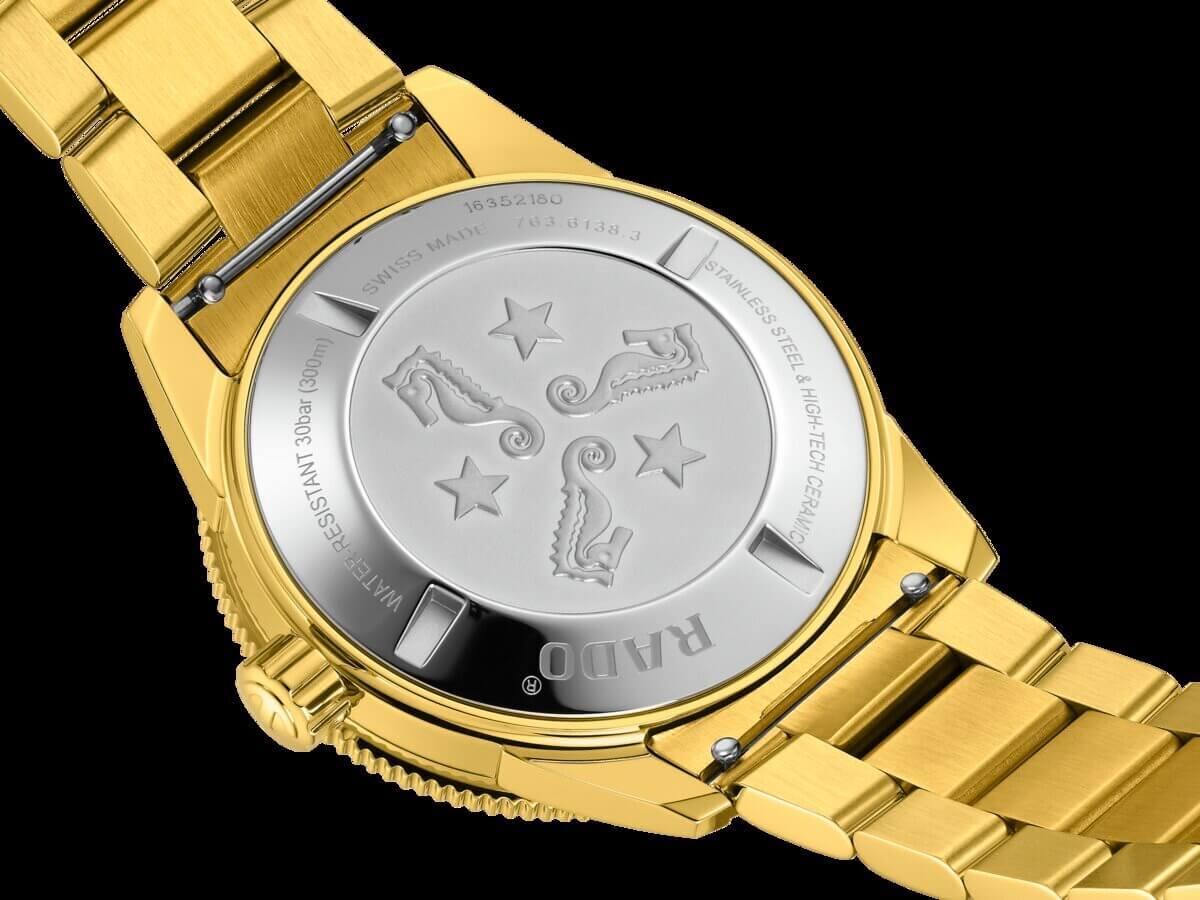 Rado Captain Cook R32136323 Erkek Kol Saati