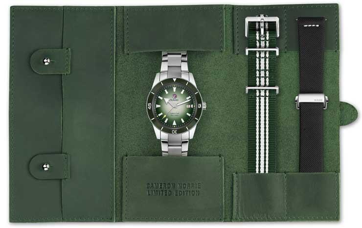 Rado Captain Cook Cameron Norrie R32149318 Erkek Kol Saati