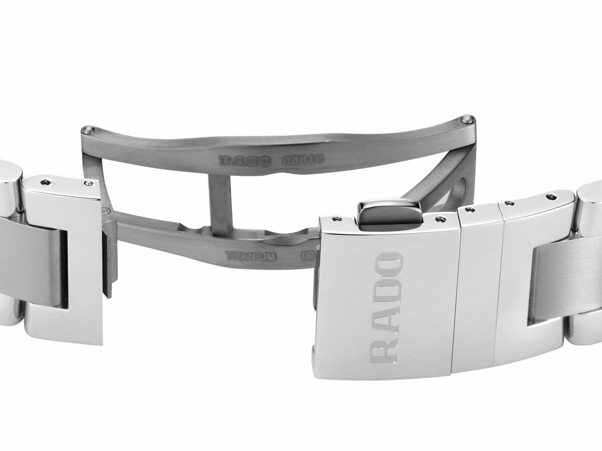 Rado Captain Cook R32154208 Erkek Kol Saati