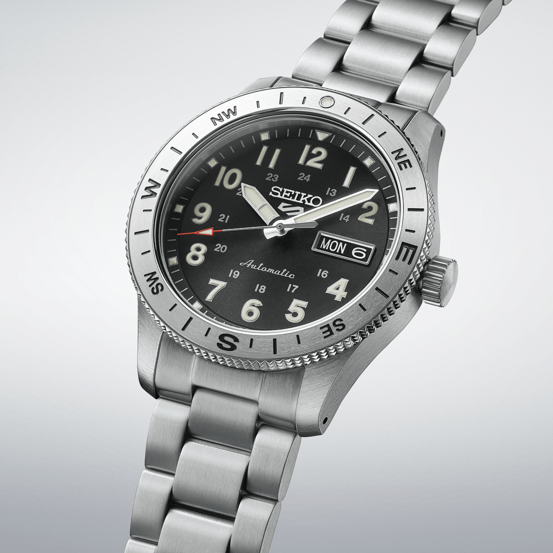 Seiko 5 Sports Field HDB006K1 Erkek Kol Saati HDB006