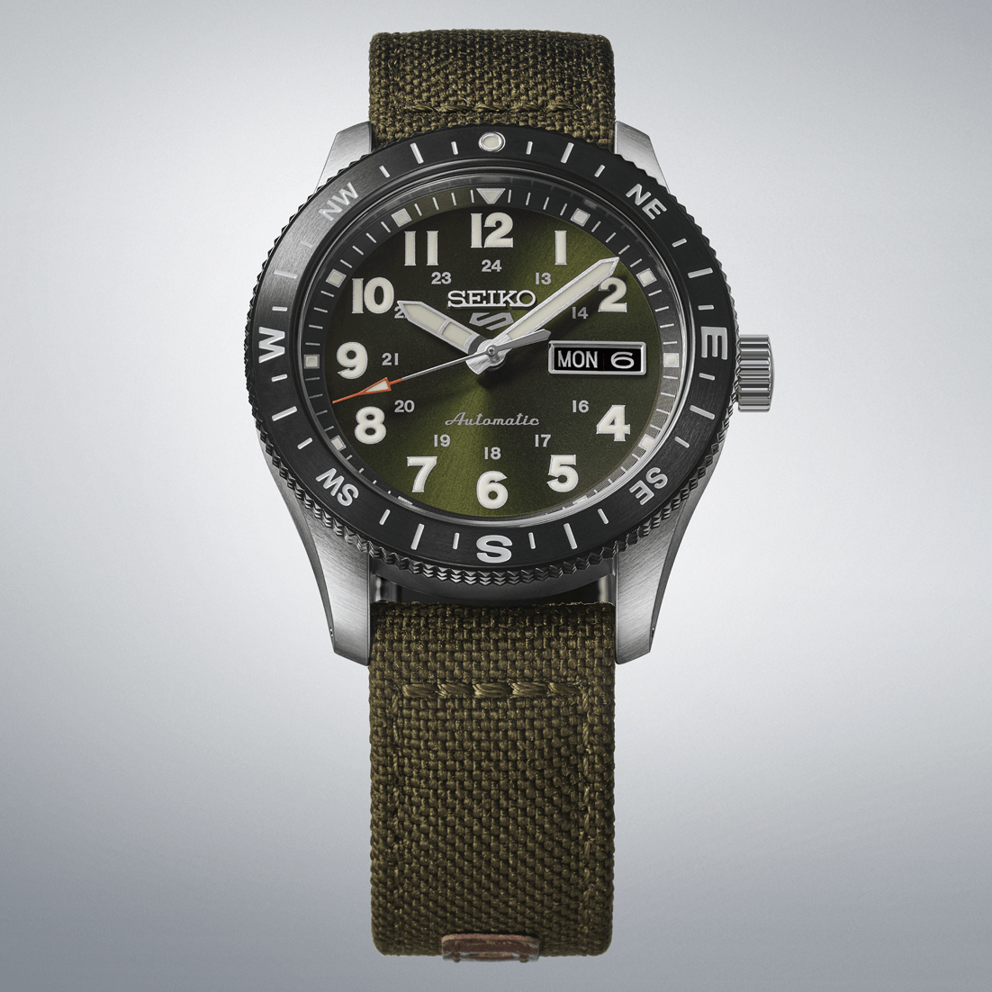 Seiko 5 Sports Field HDB008K1 Erkek Kol Saati HDB008