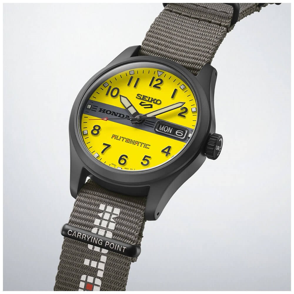 Seiko 5 Sports Field Honda MOTOCOMPO Limited Edition HDB010K1 Erkek Kol Saati HDB010K