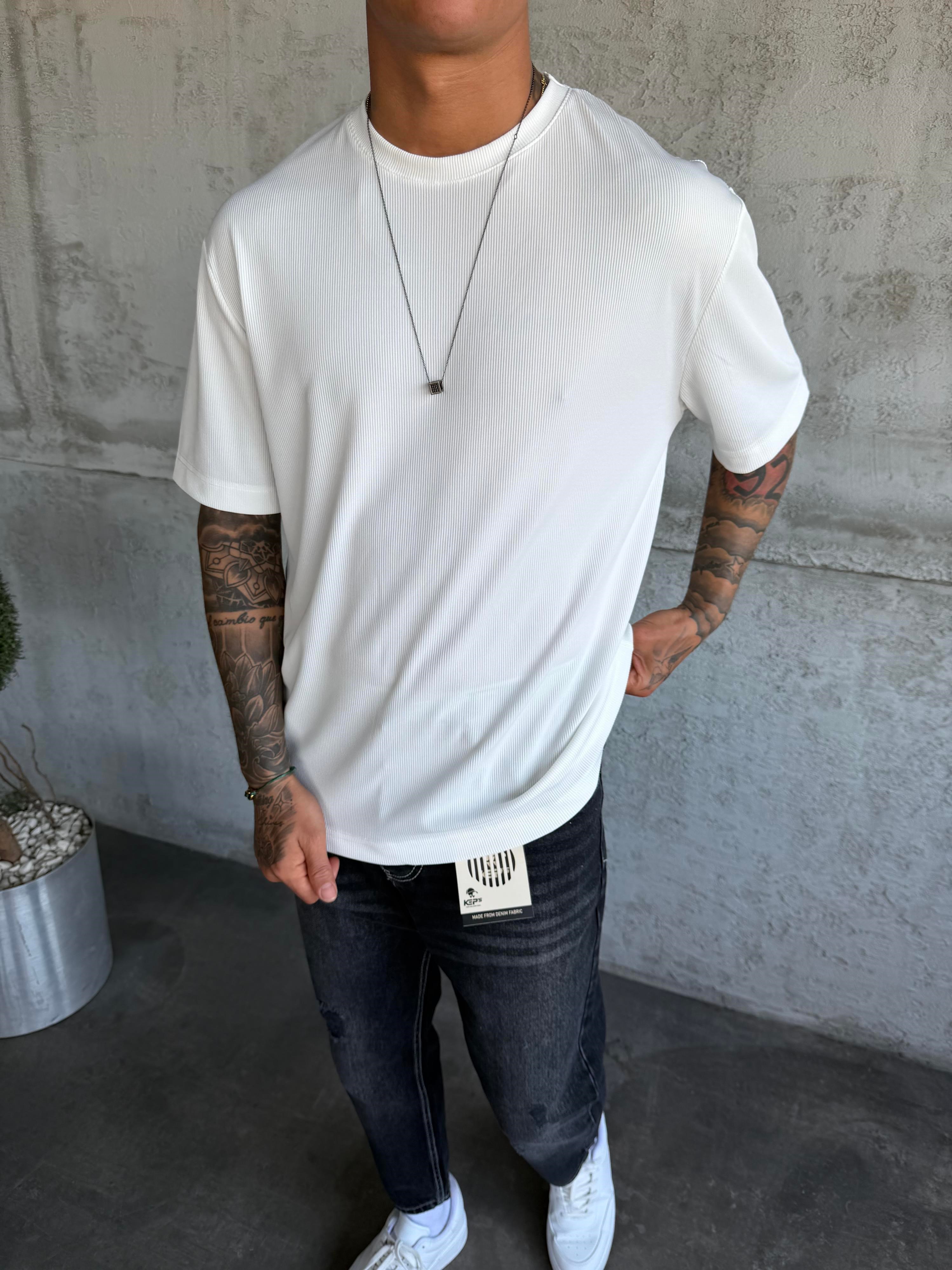Beyaz Fitilli Basic T-Shirt