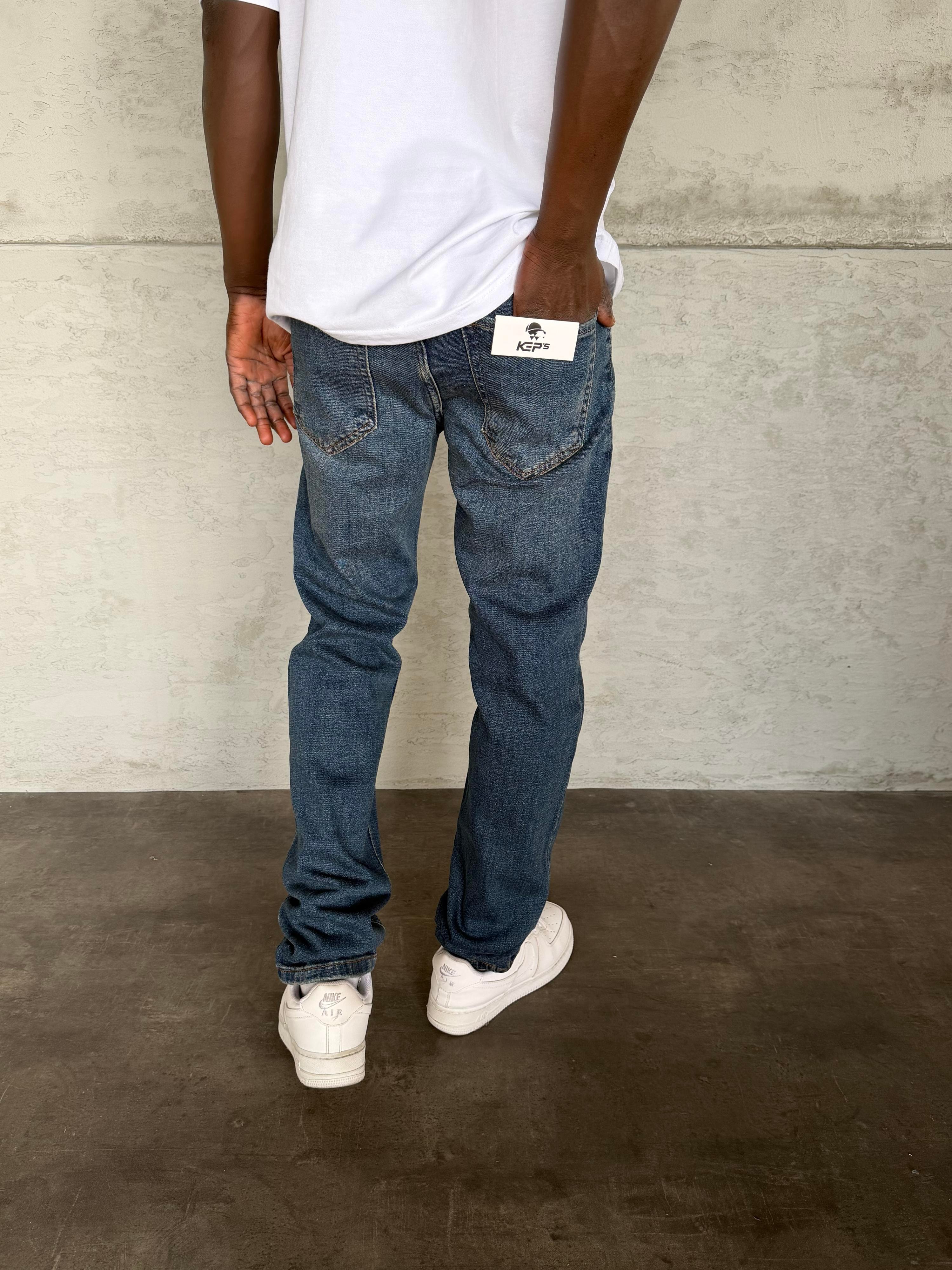 Lacivert Yıkamalı Regular Fit Jean