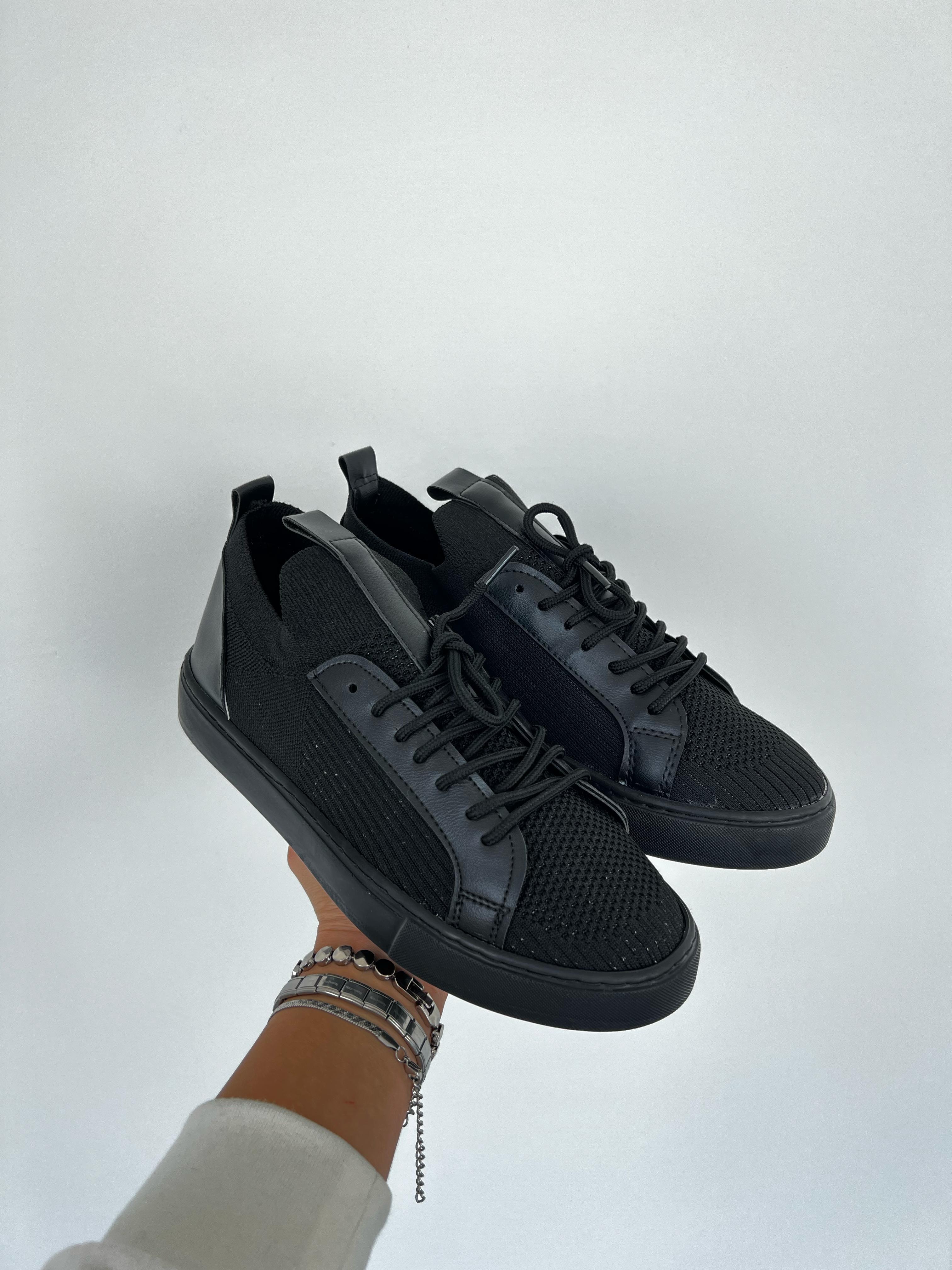 Siyah Basic Ayakkabı