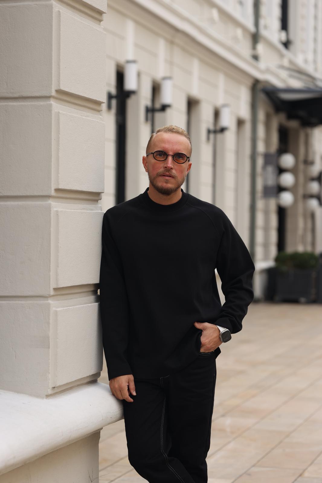 Siyah Doubleface Kumaş Sweatshirt