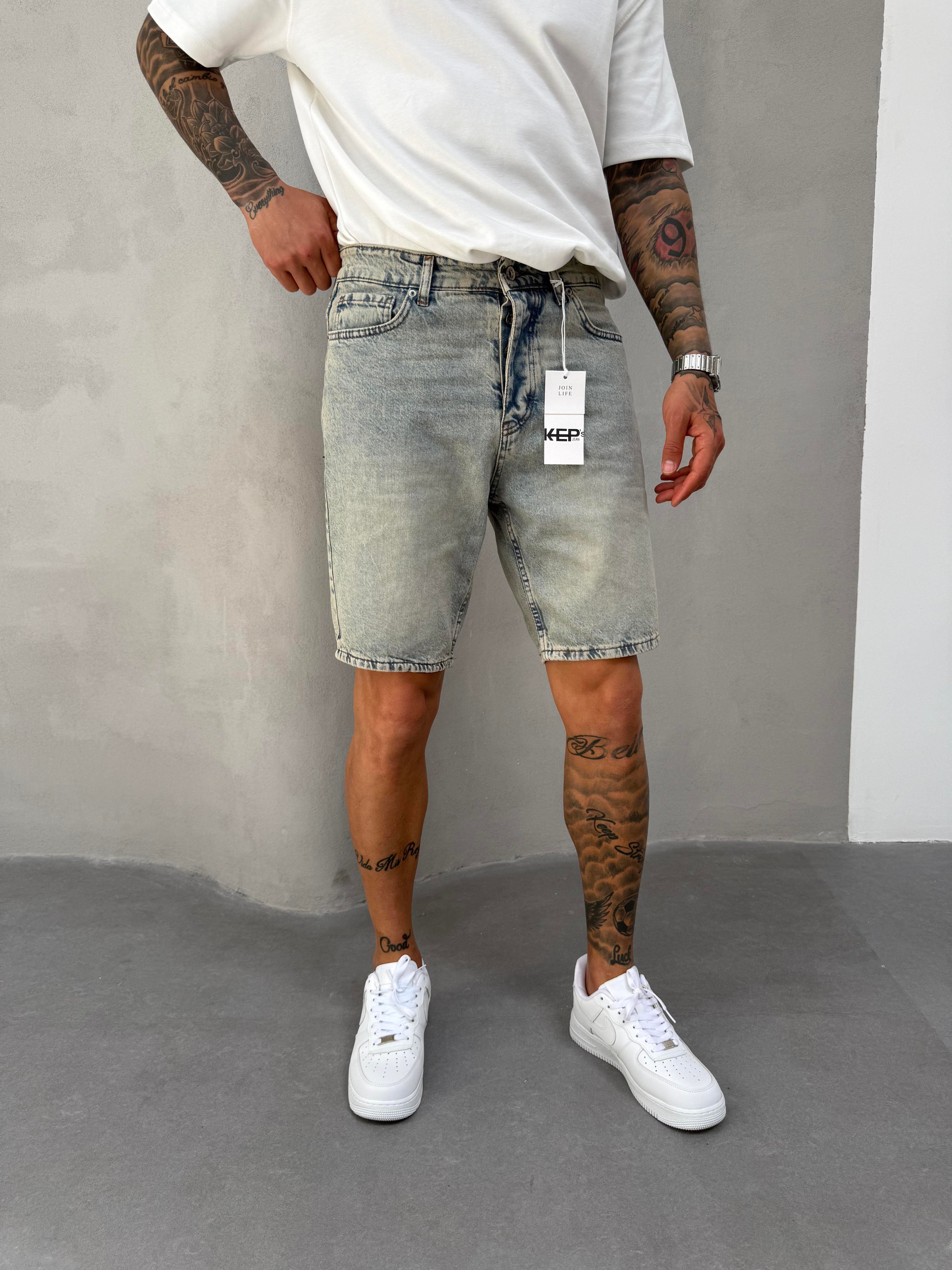 Yıkamalı Kot Şort