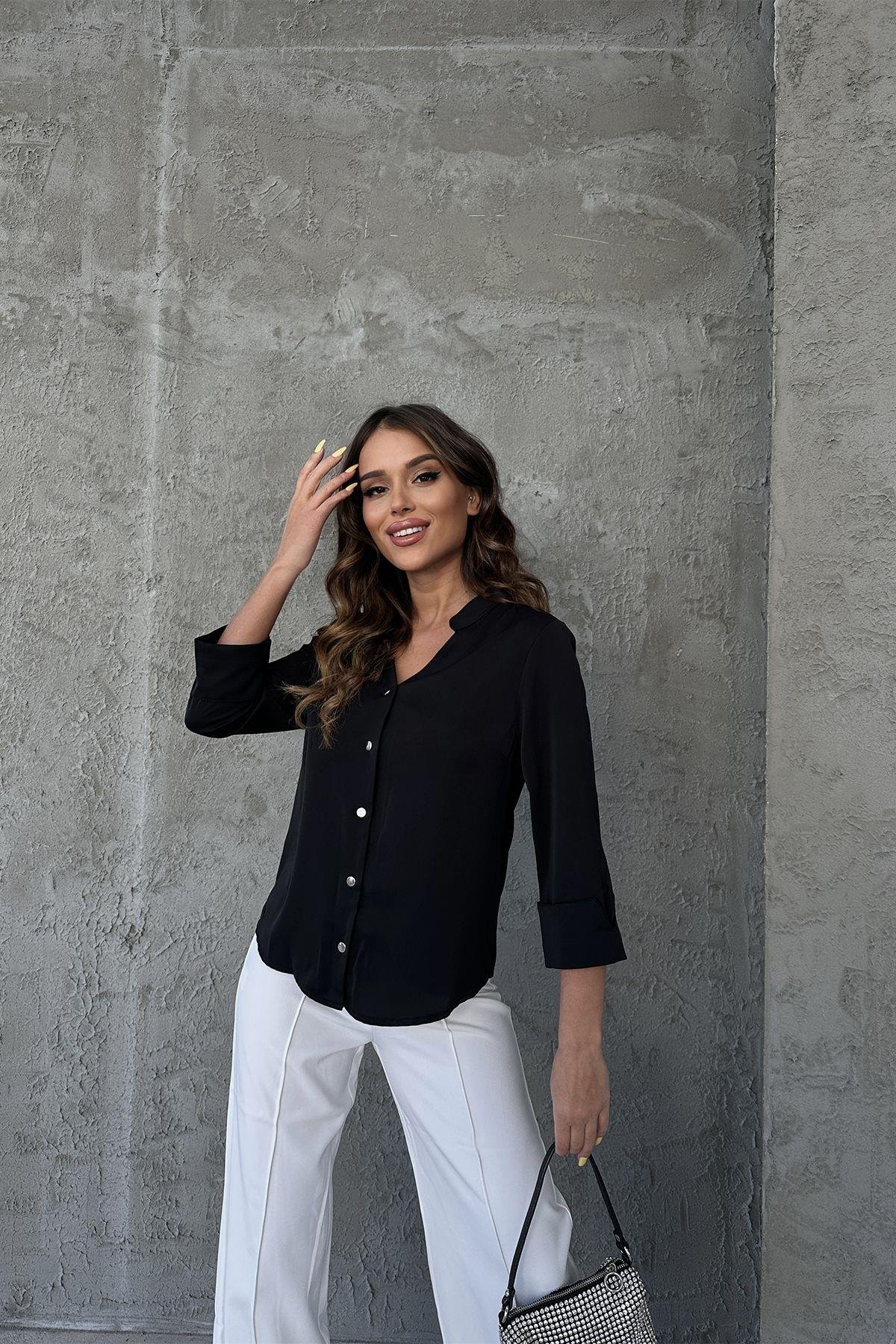 Kadın Kolları Katlama Detaylı Gömlek