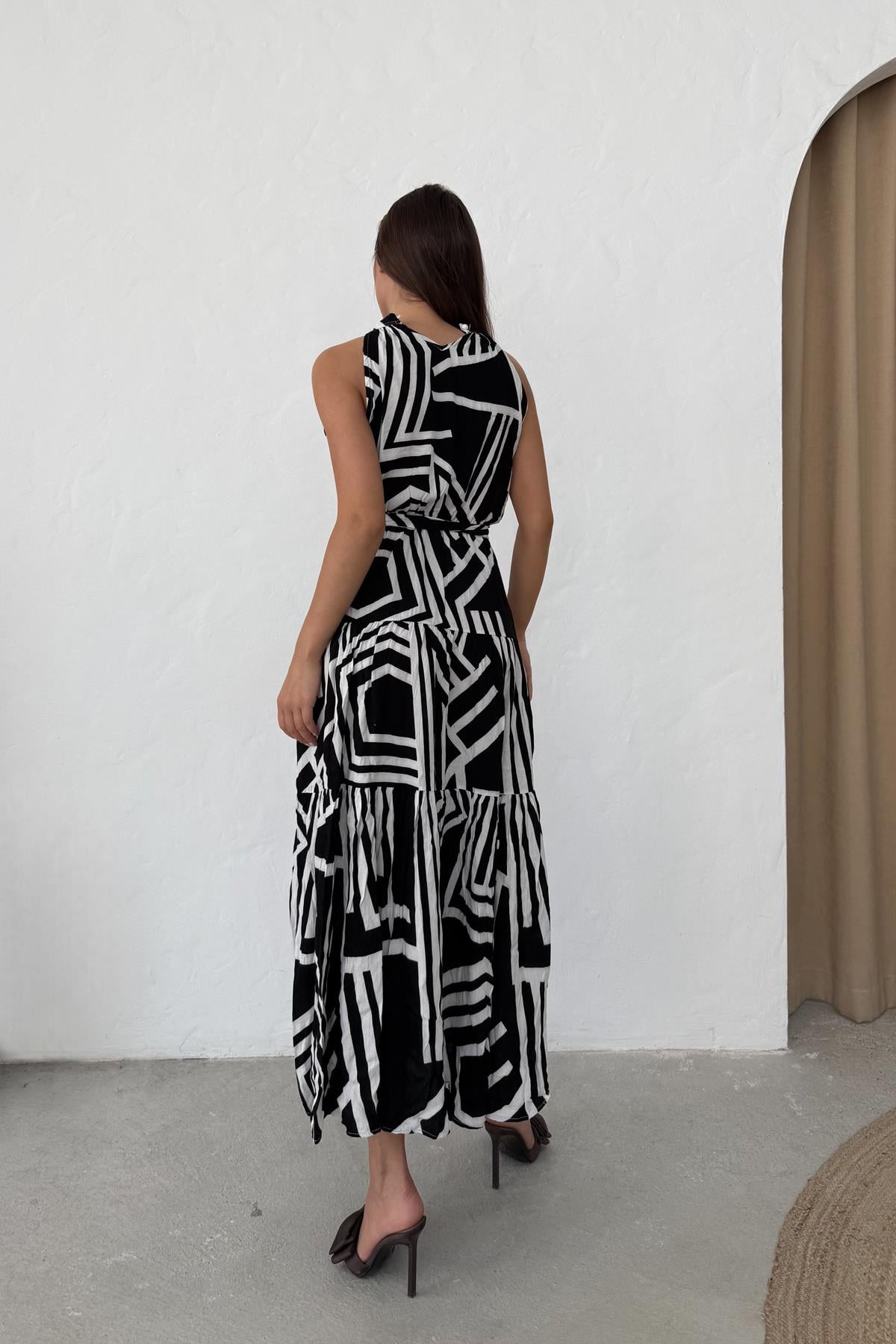 Beli Bağlamalı Desenli Elbise Siyah