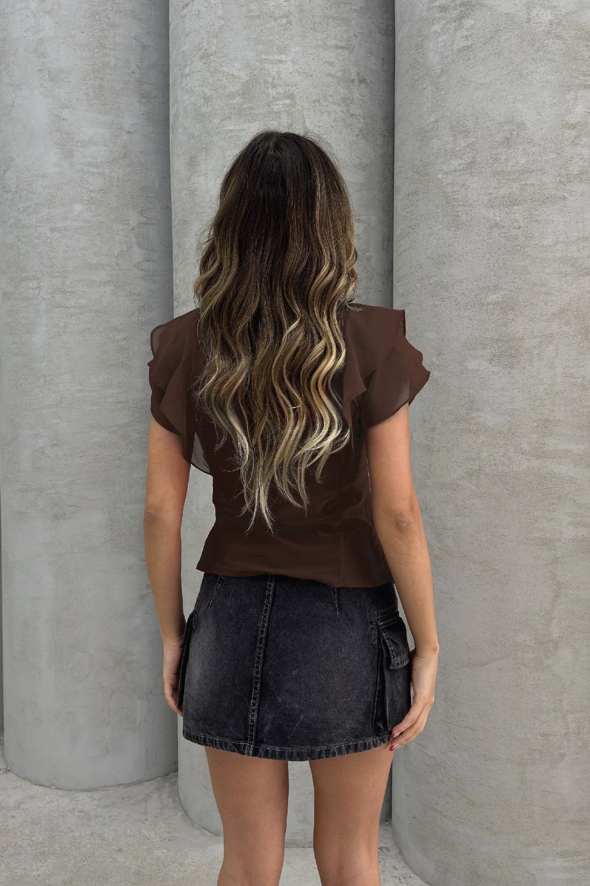 Kahverengi Kolları Tül Detay Yelek