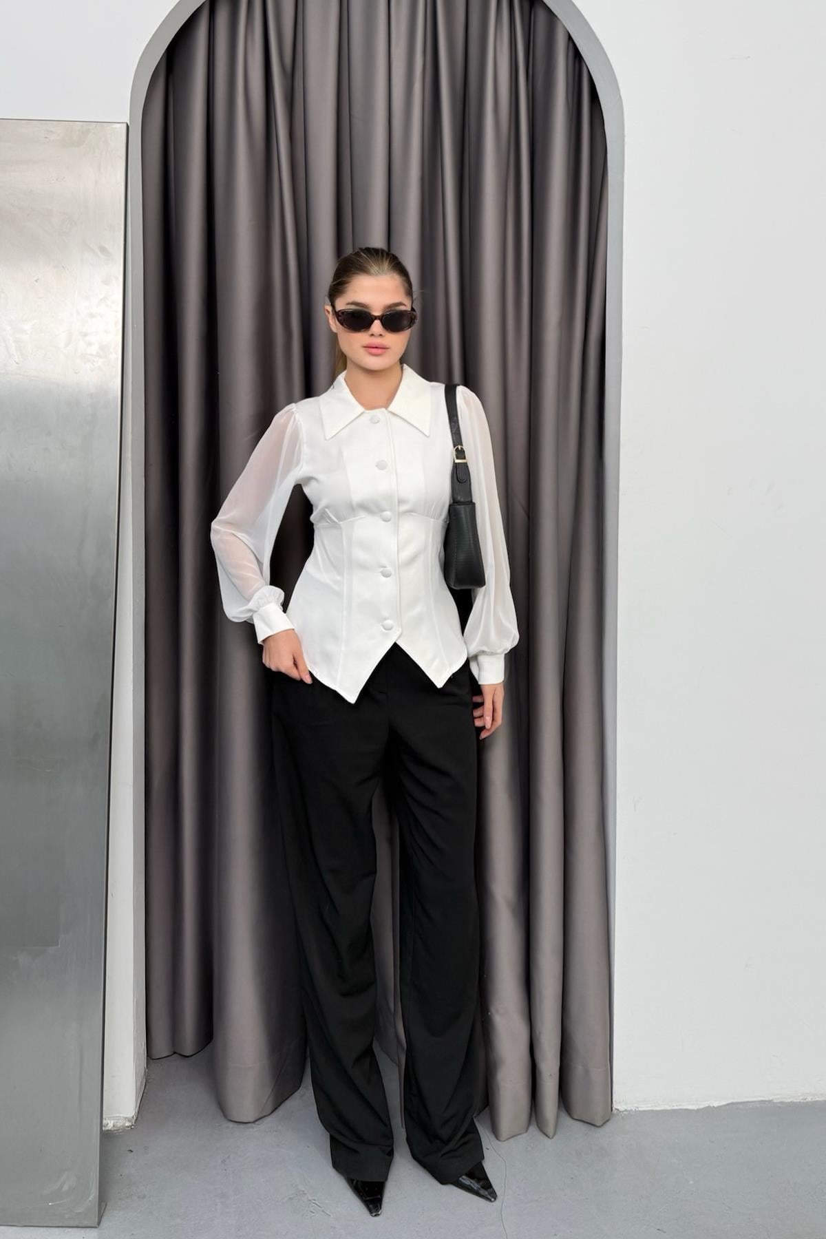 Belden Pens Detaylı Şifon Kol Siyah Bluz Ekru