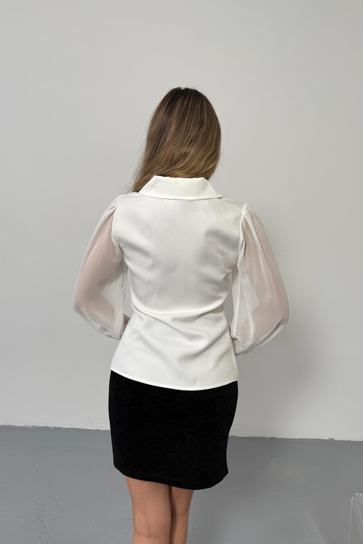 Gömlek Yaka Düğme Detaylı Kolları Şifon Bluz Ekru