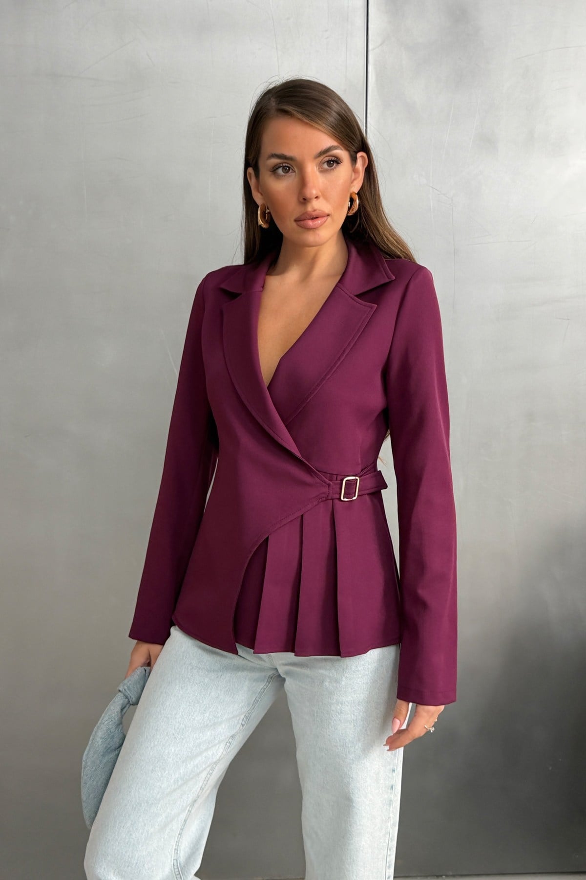 Kadın Mürdüm Blazer Yaka Kemer Tokalı Pileli Bluz