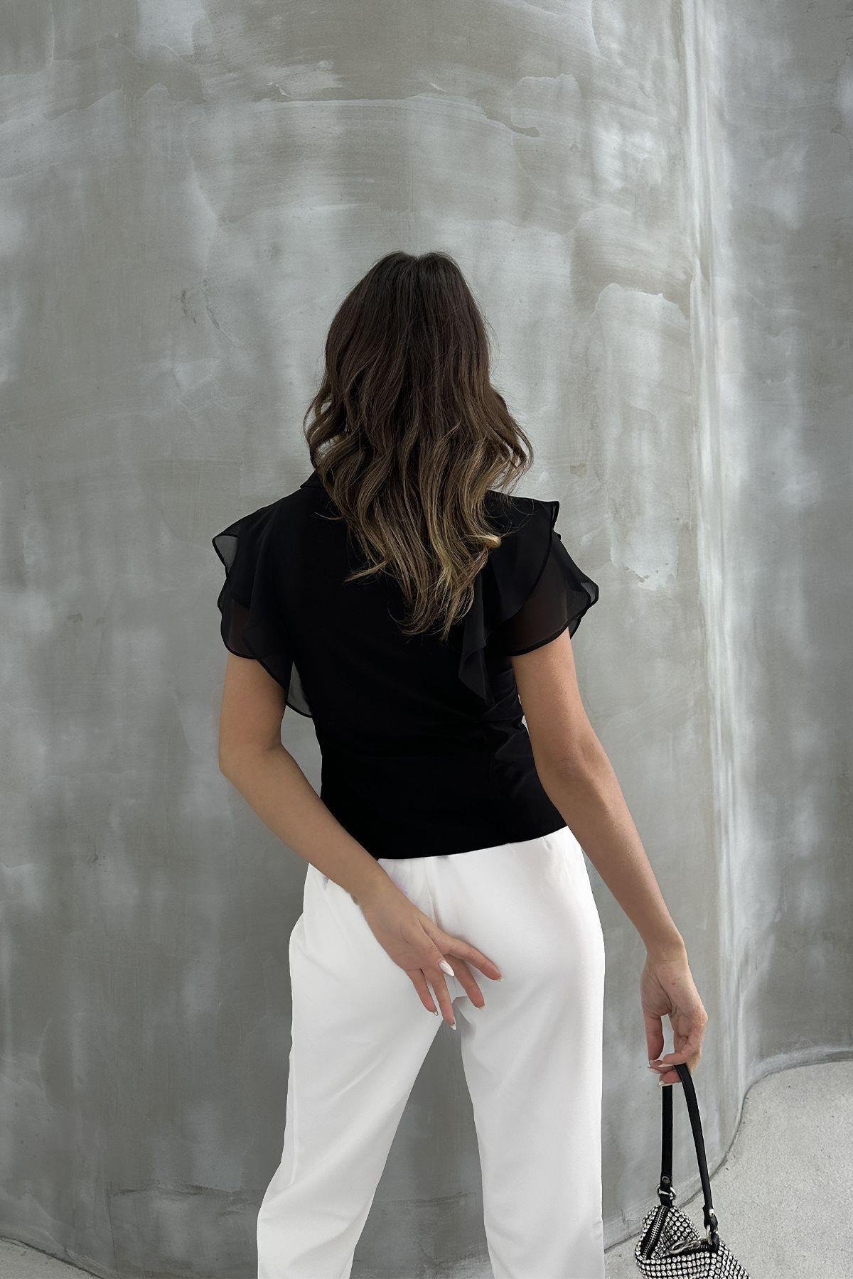 Kadın Kolları Tül Detay Yelek