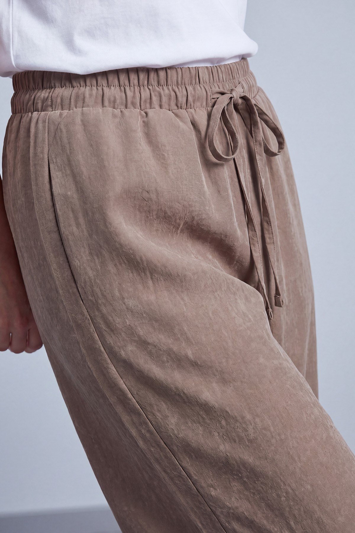 Bel Bağcıklı Bol Paça Süet Pantolon Vizon Pantolon Puane 