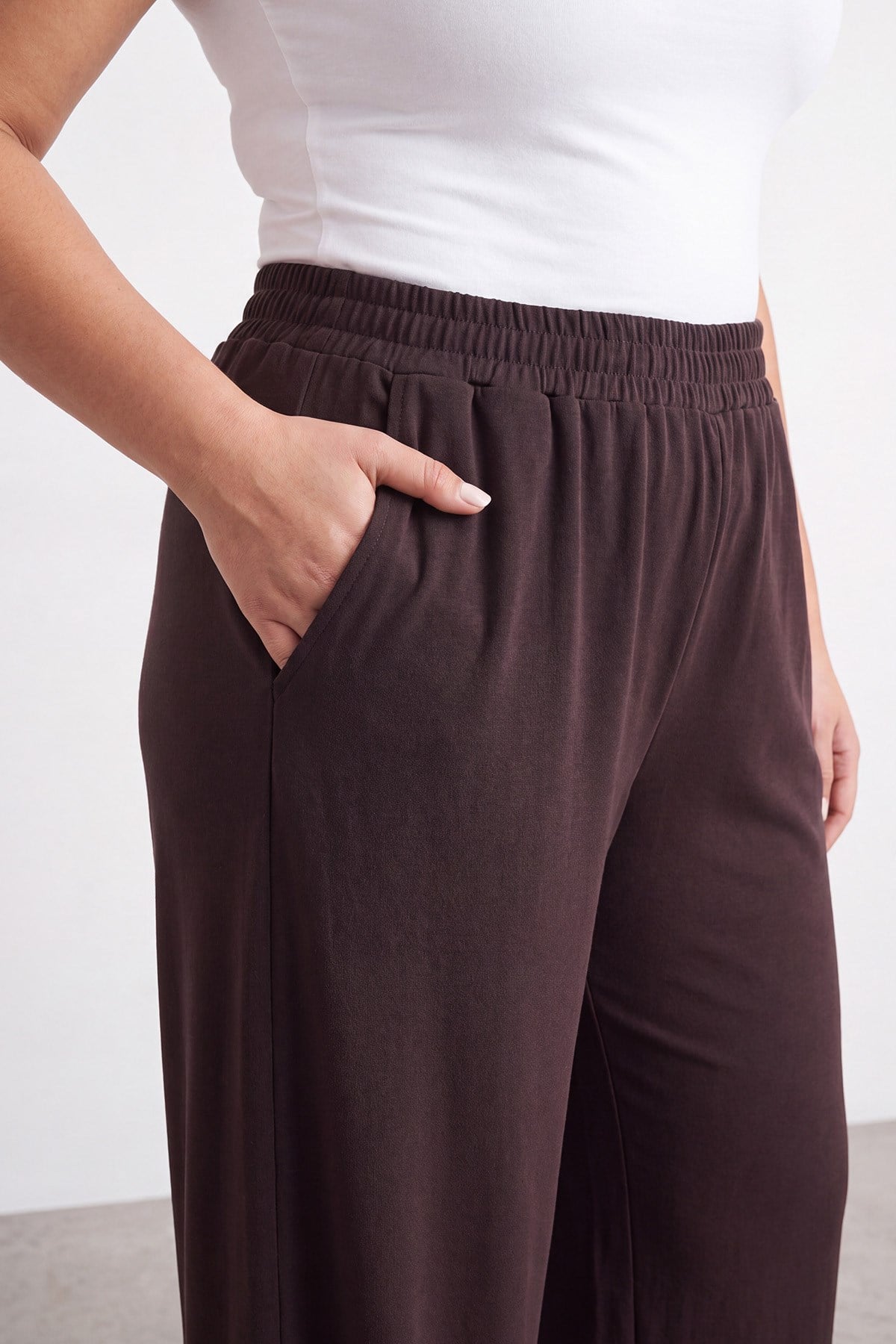 Büyük Beden Beli Lastikli Bol Paça Pantolon -19285PNT - Kahverengi Pantolon PUANE PLUS 