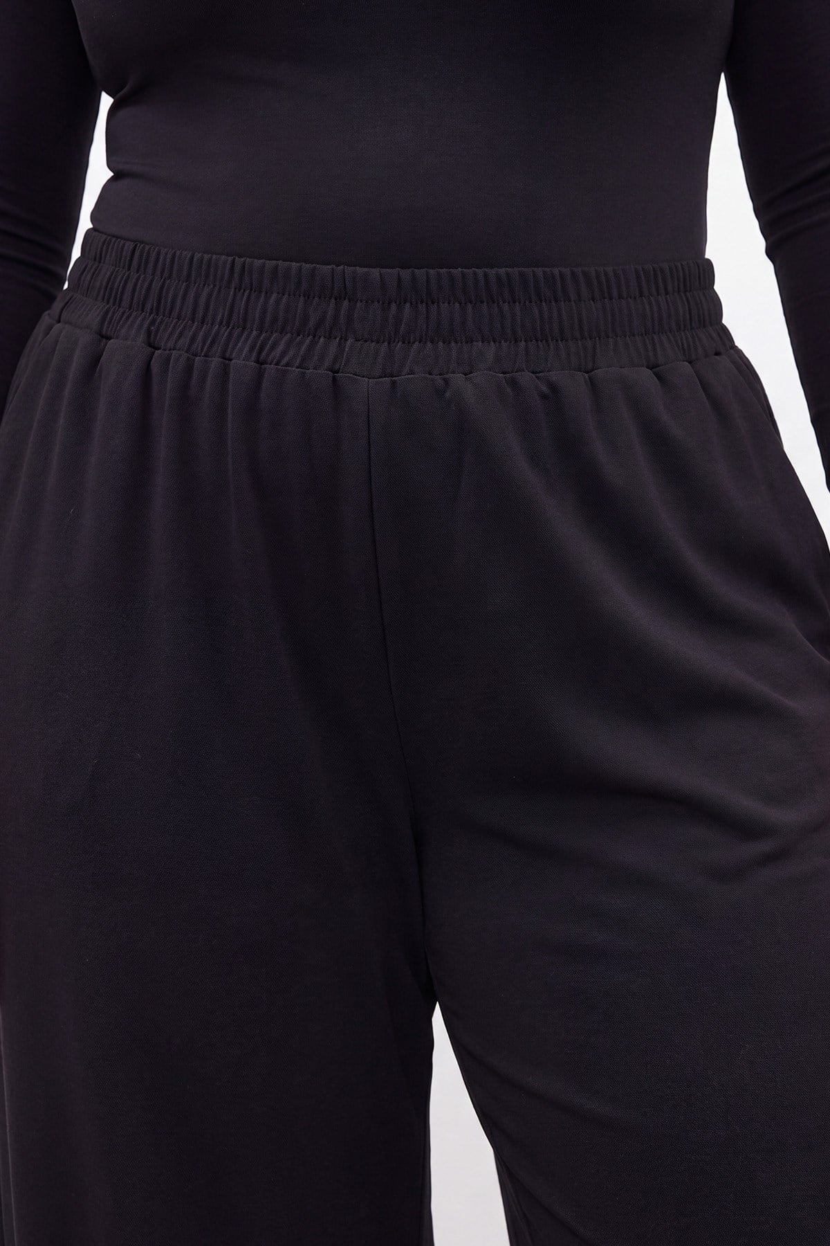 Büyük Beden Beli Lastikli Bol Paça Pantolon -19285PNT - Siyah Pantolon PUANE PLUS 
