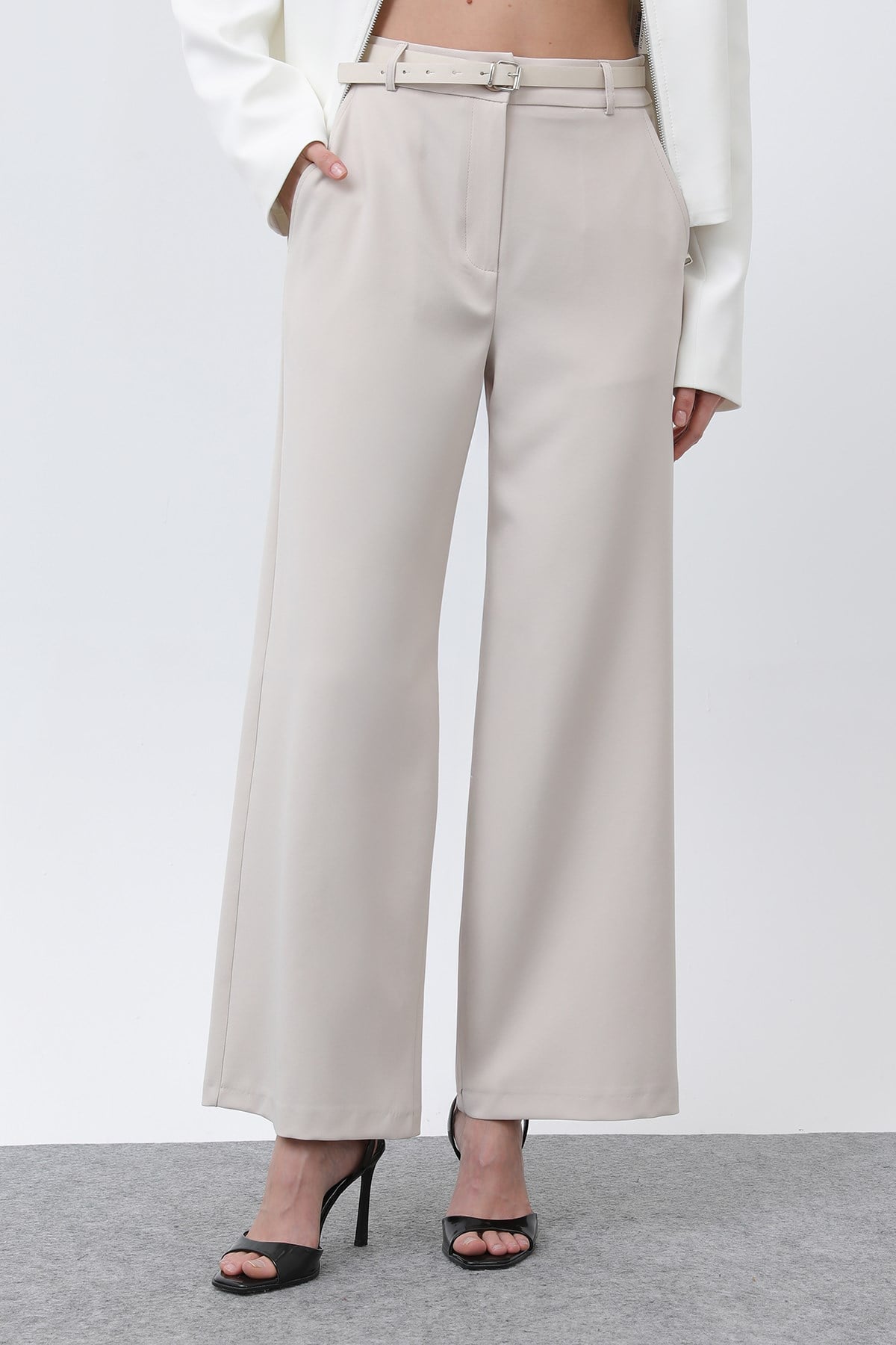 Kadın Basic Kemerli Pantolon - 32152PNT - Bej Pantolon Soul 
