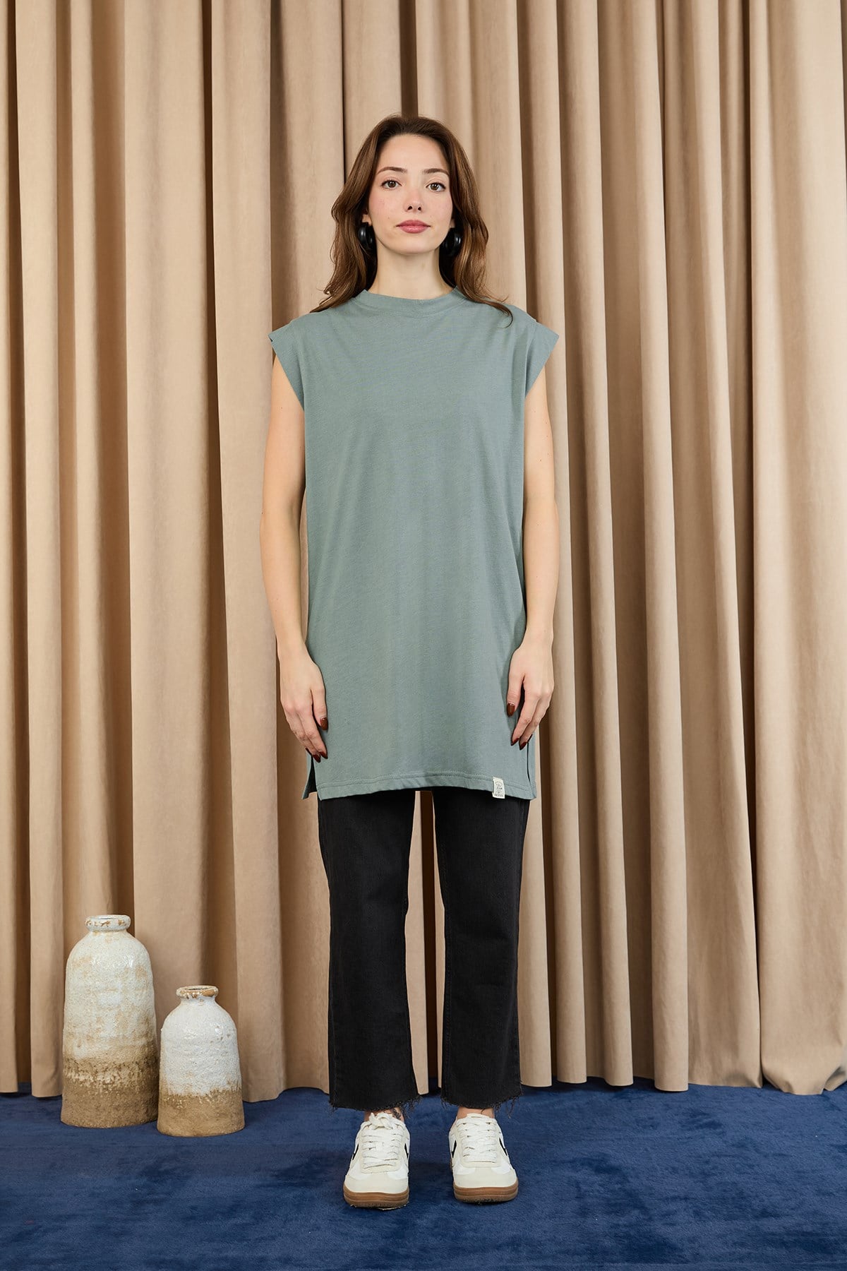 Kadın Basic Kolsuz T-shirt  - 30725TUN - Badem Yeşili Tunik Soul 