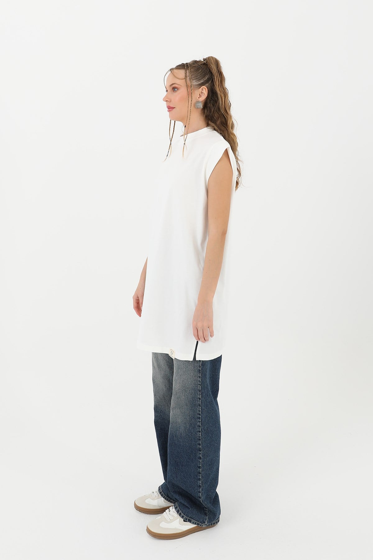 Kadın Basic Kolsuz T-shirt  - 30725TUN - Ekru Tunik Soul 