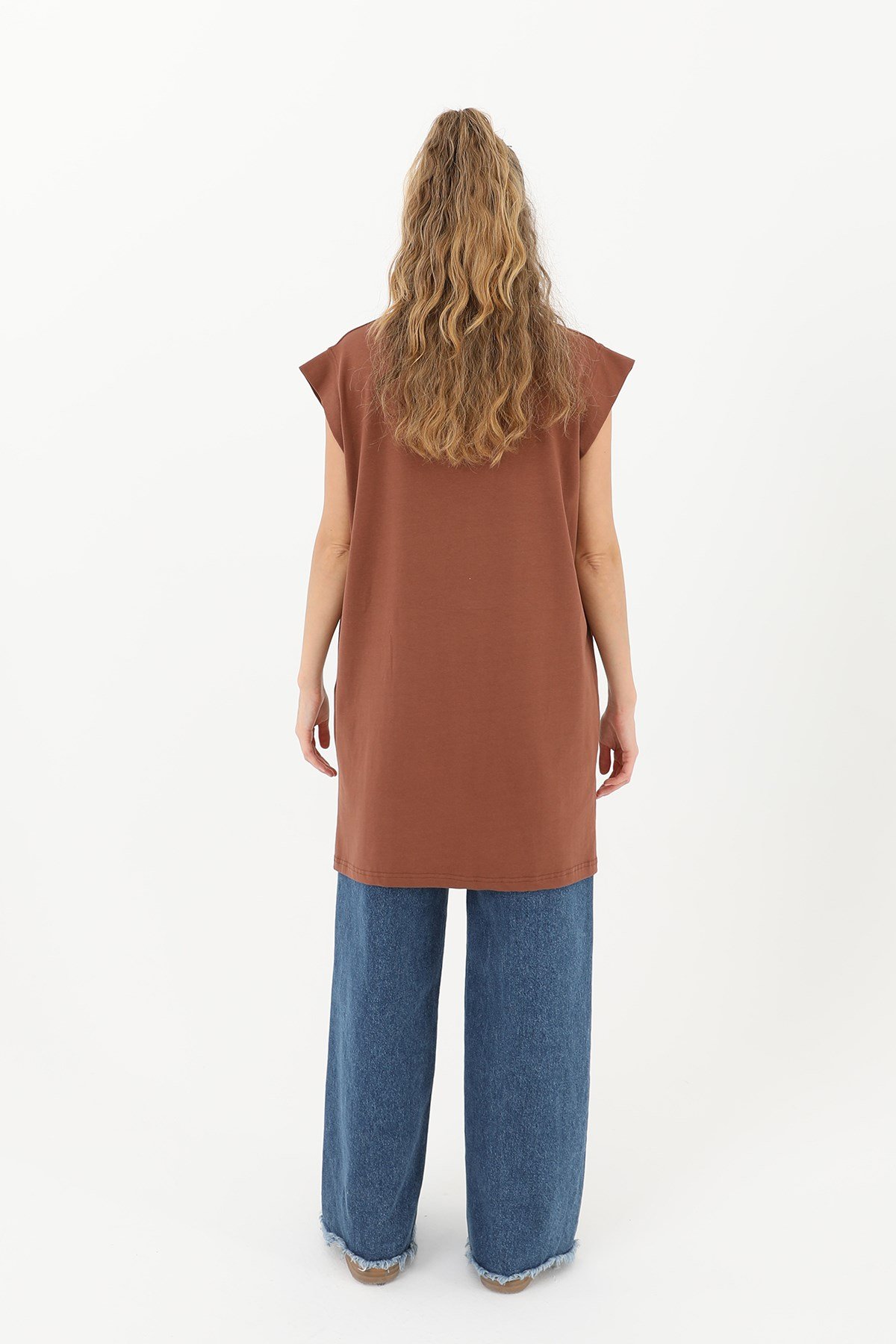 Kadın Basic Kolsuz T-shirt  - 30725TUN Kahverengi Tunik Soul 