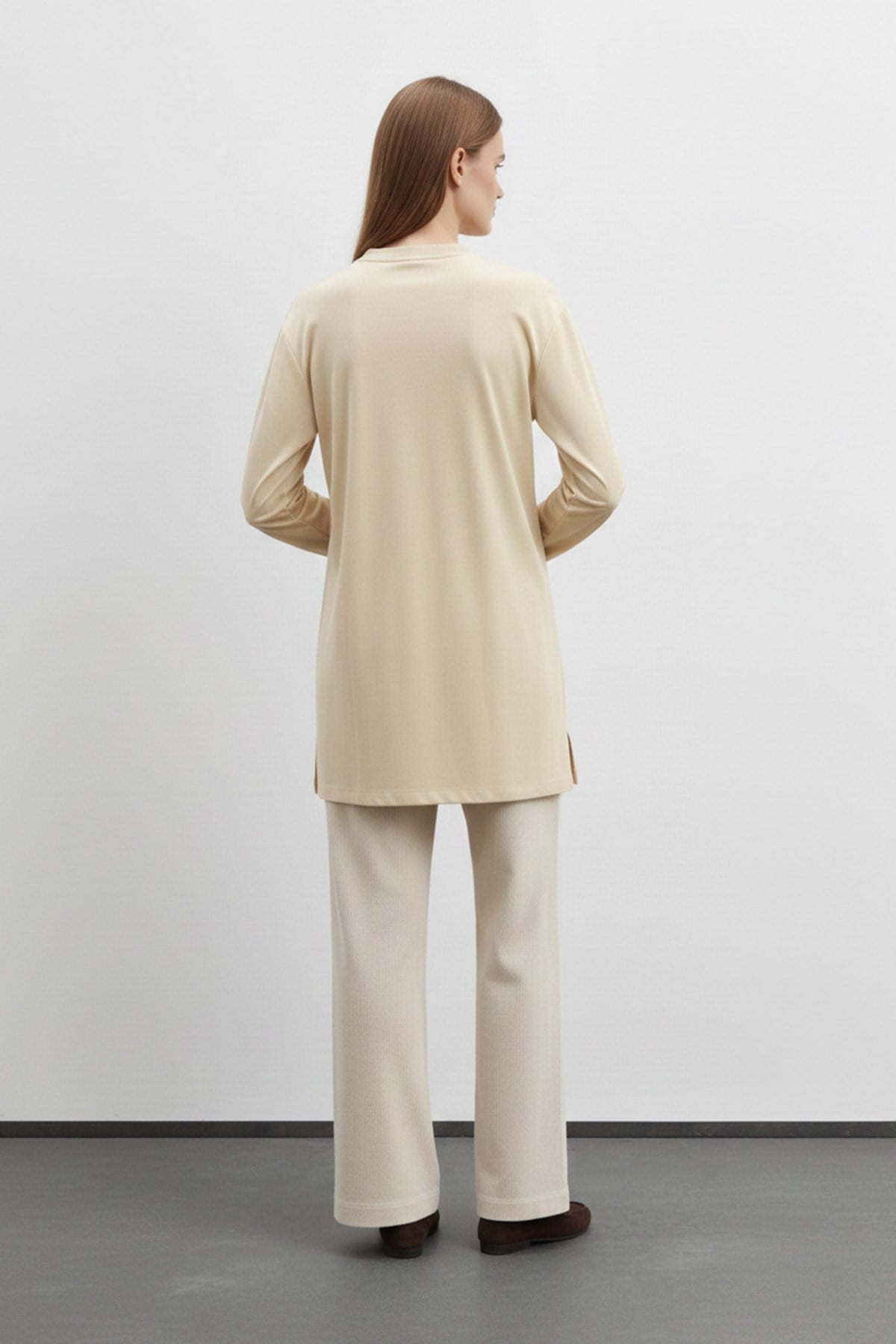 Kadın Basic Uzun Kollu Salaş Tunik-40017 - Bej Tunik Puane 